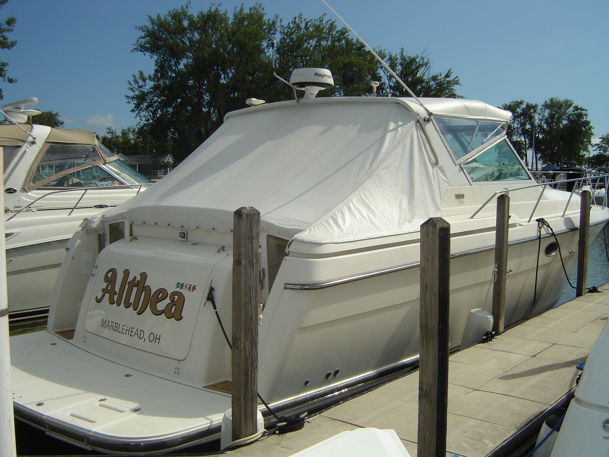 1997 Tiara Yachts 3500 EXPRESS Image Thumbnail #6