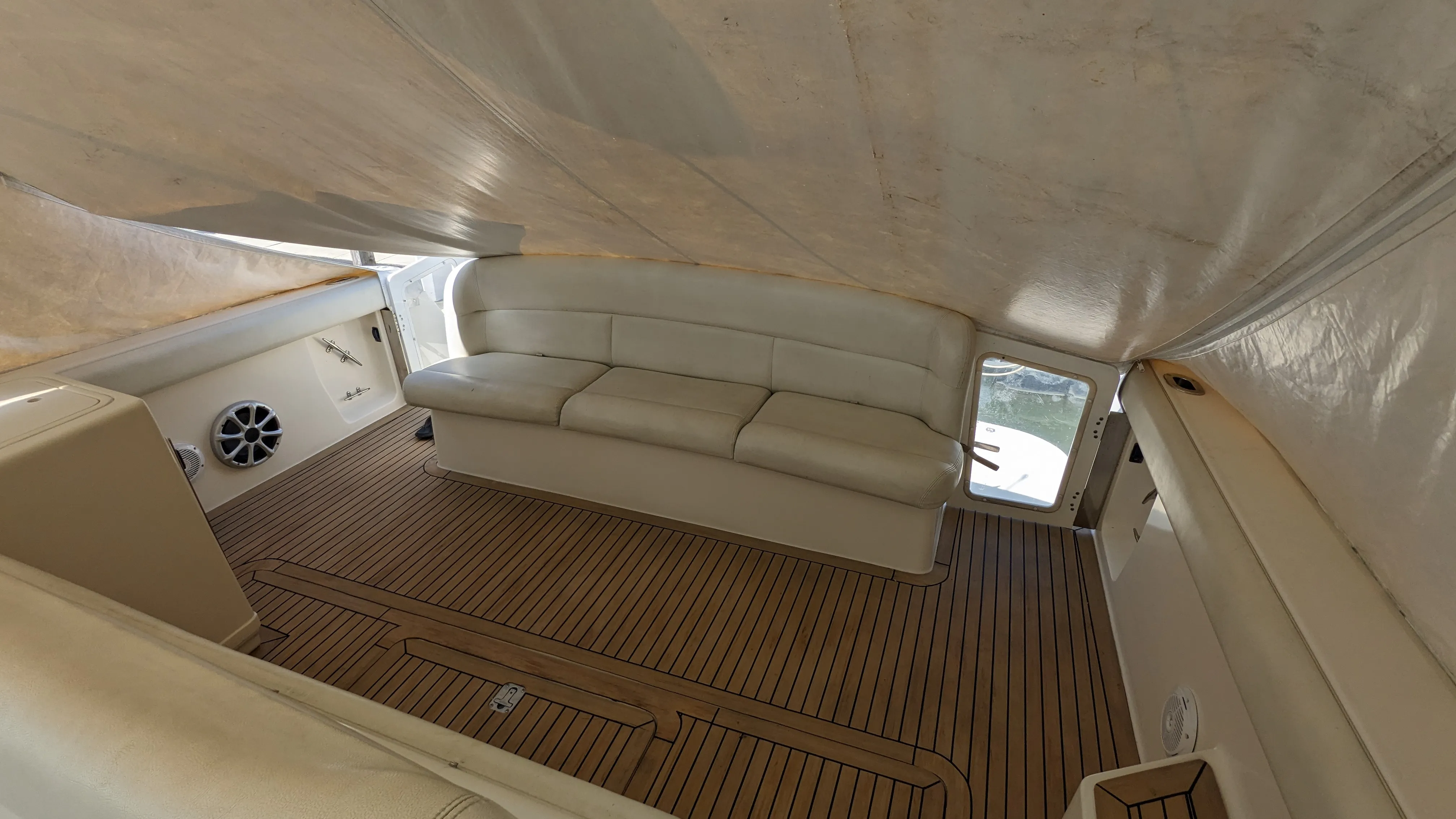 1997 Tiara Yachts 3500 EXPRESS Image Thumbnail #7