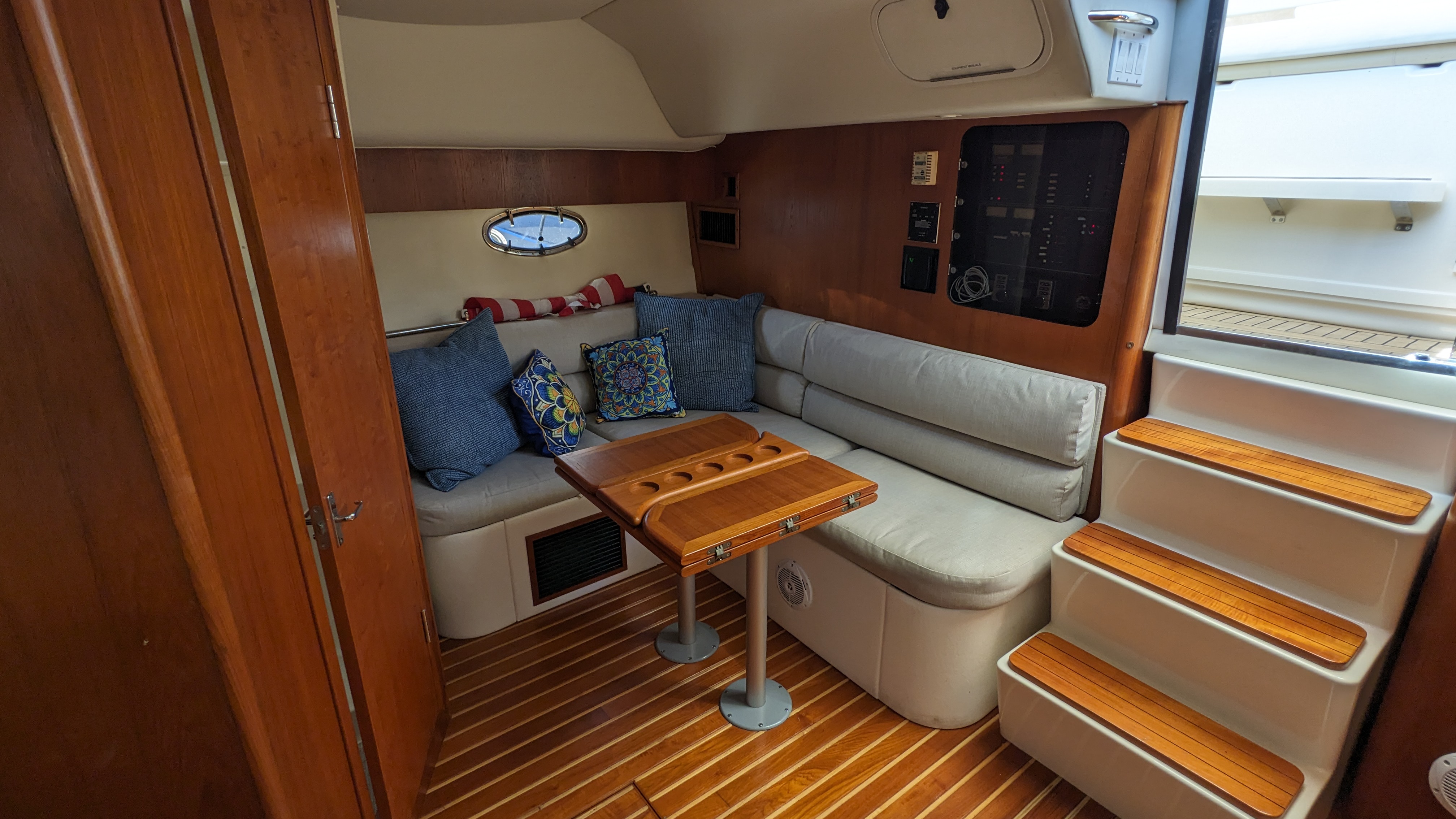 1997 Tiara Yachts 3500 EXPRESS Image Thumbnail #30