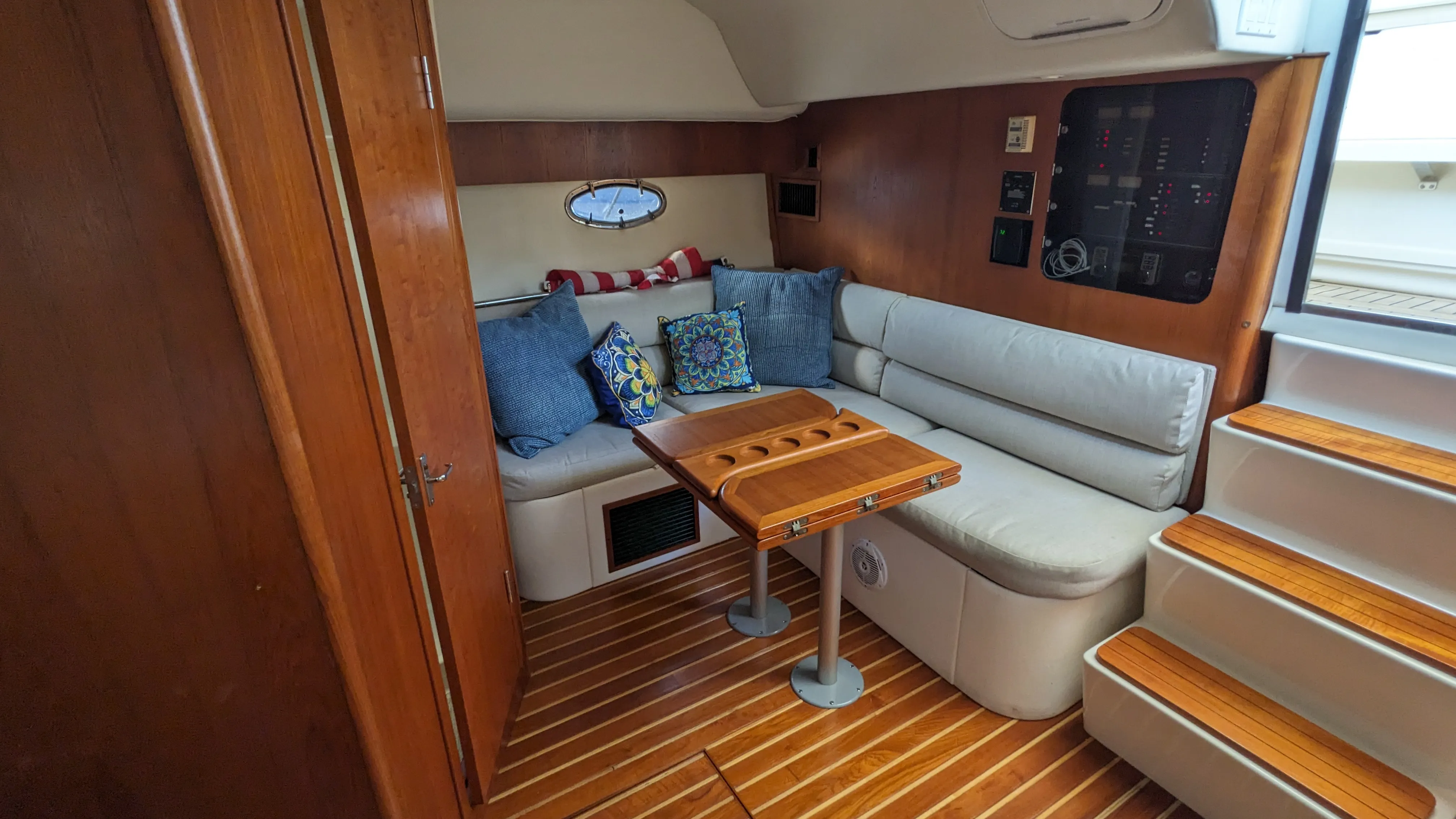 1997 Tiara Yachts 3500 EXPRESS Image Thumbnail #28