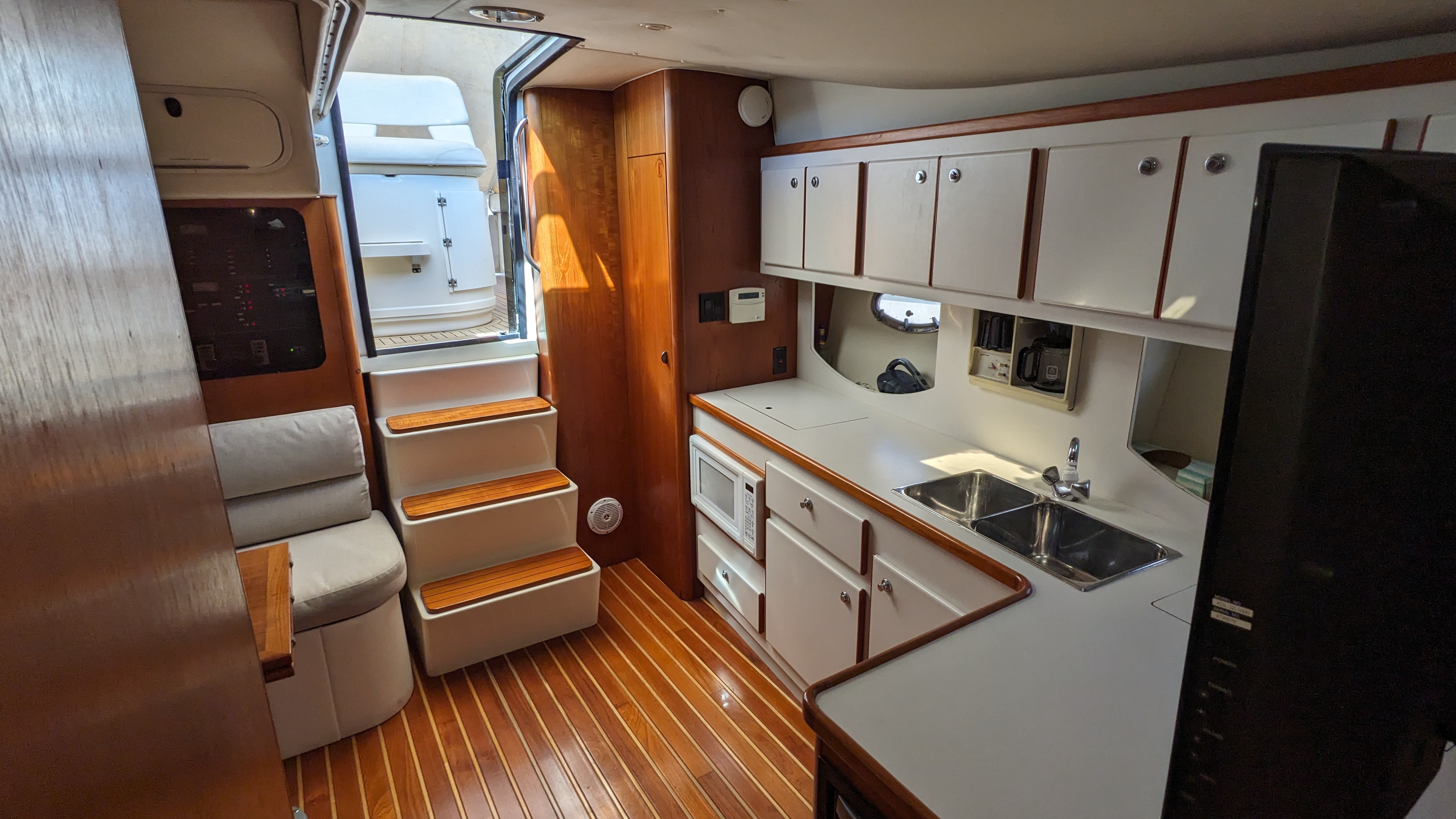 1997 Tiara Yachts 3500 EXPRESS Image Thumbnail #25