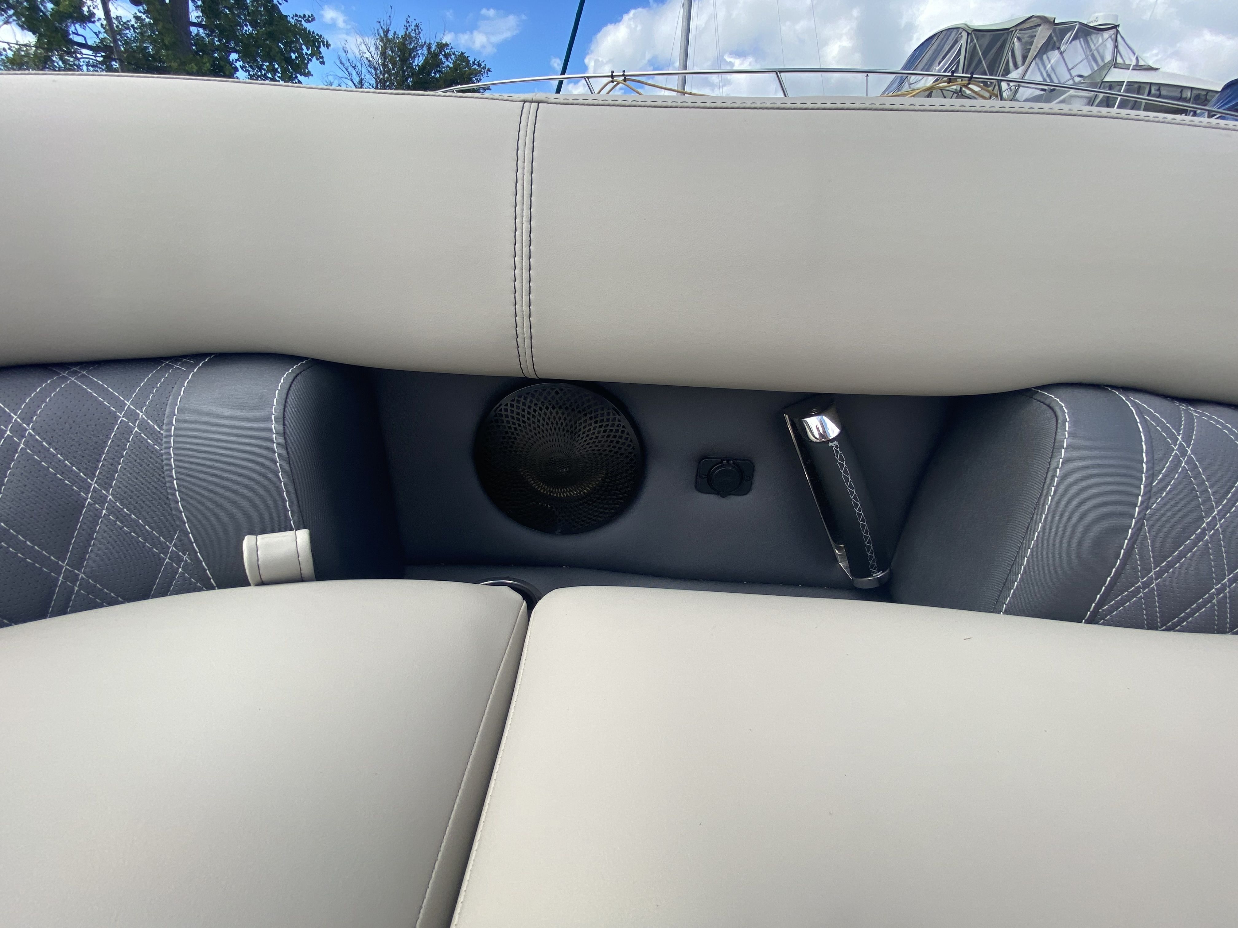 2023 Barletta
                                                             LUSSO 25UETT Image Thumbnail #14