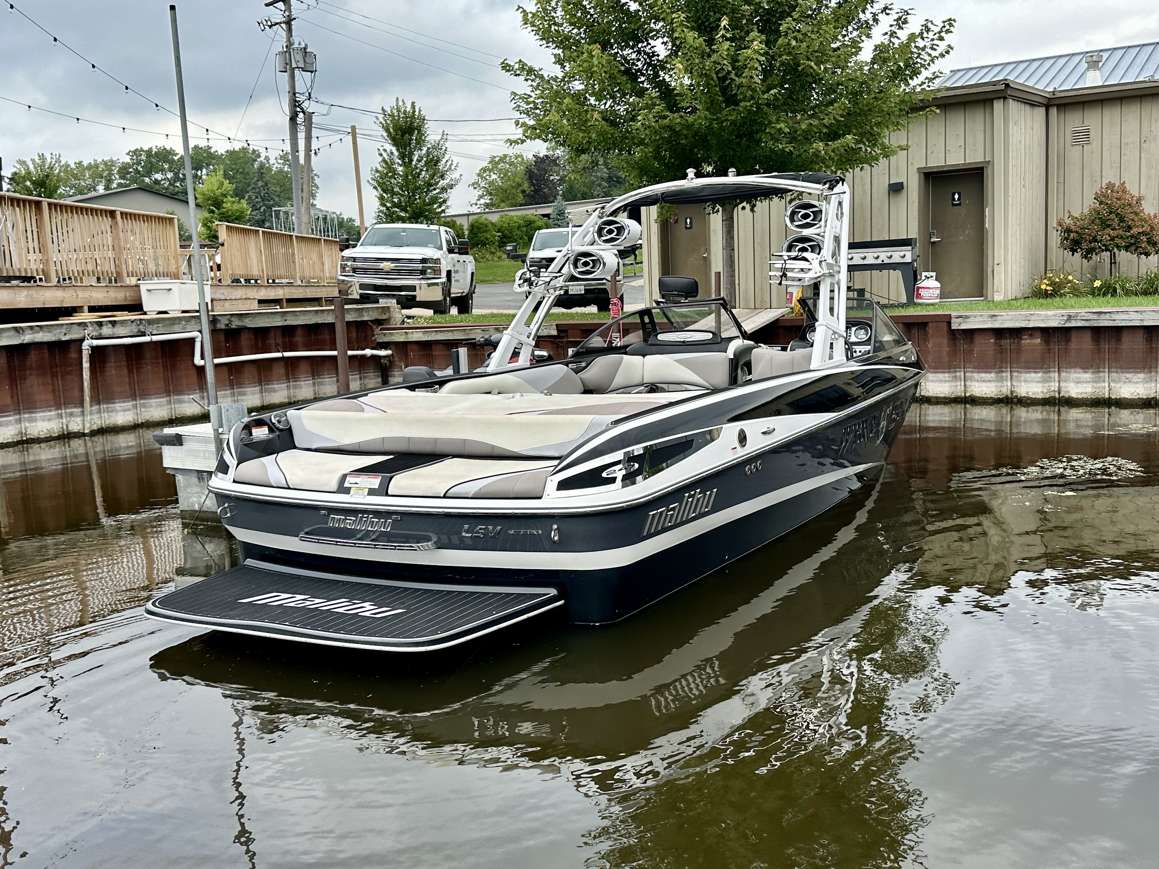 2012 Malibu Wakesetter 247 LSV Image Thumbnail #2