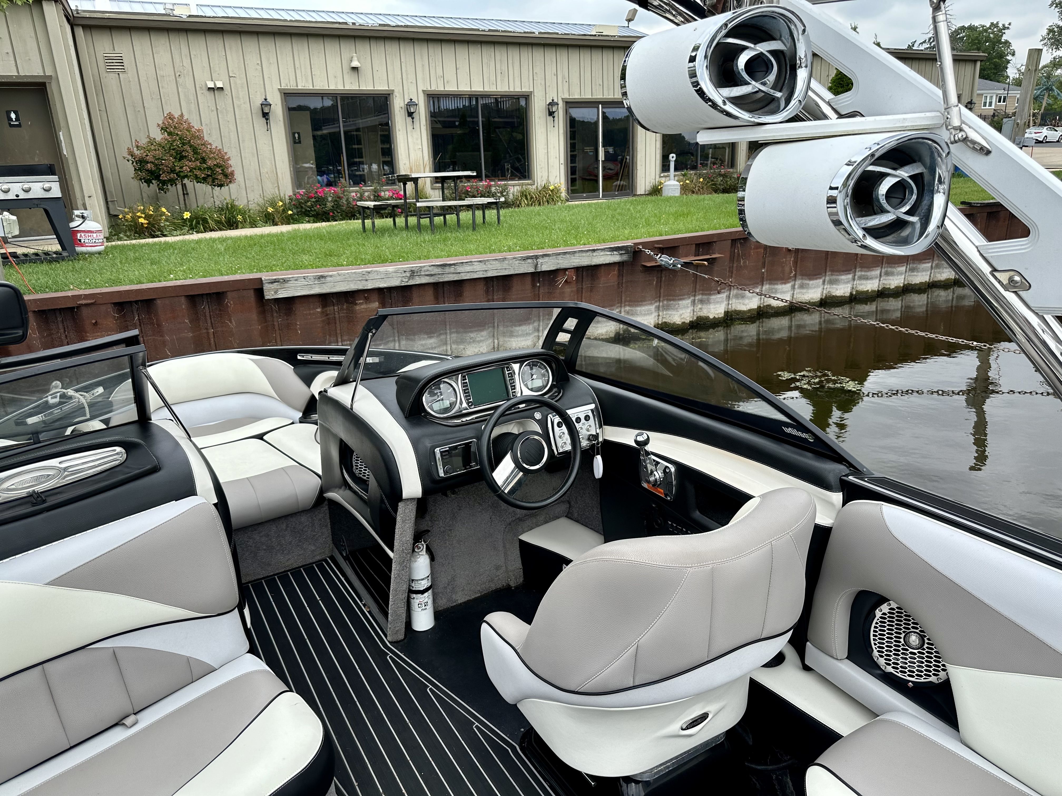 2012 Malibu Wakesetter 247 LSV Image Thumbnail #7