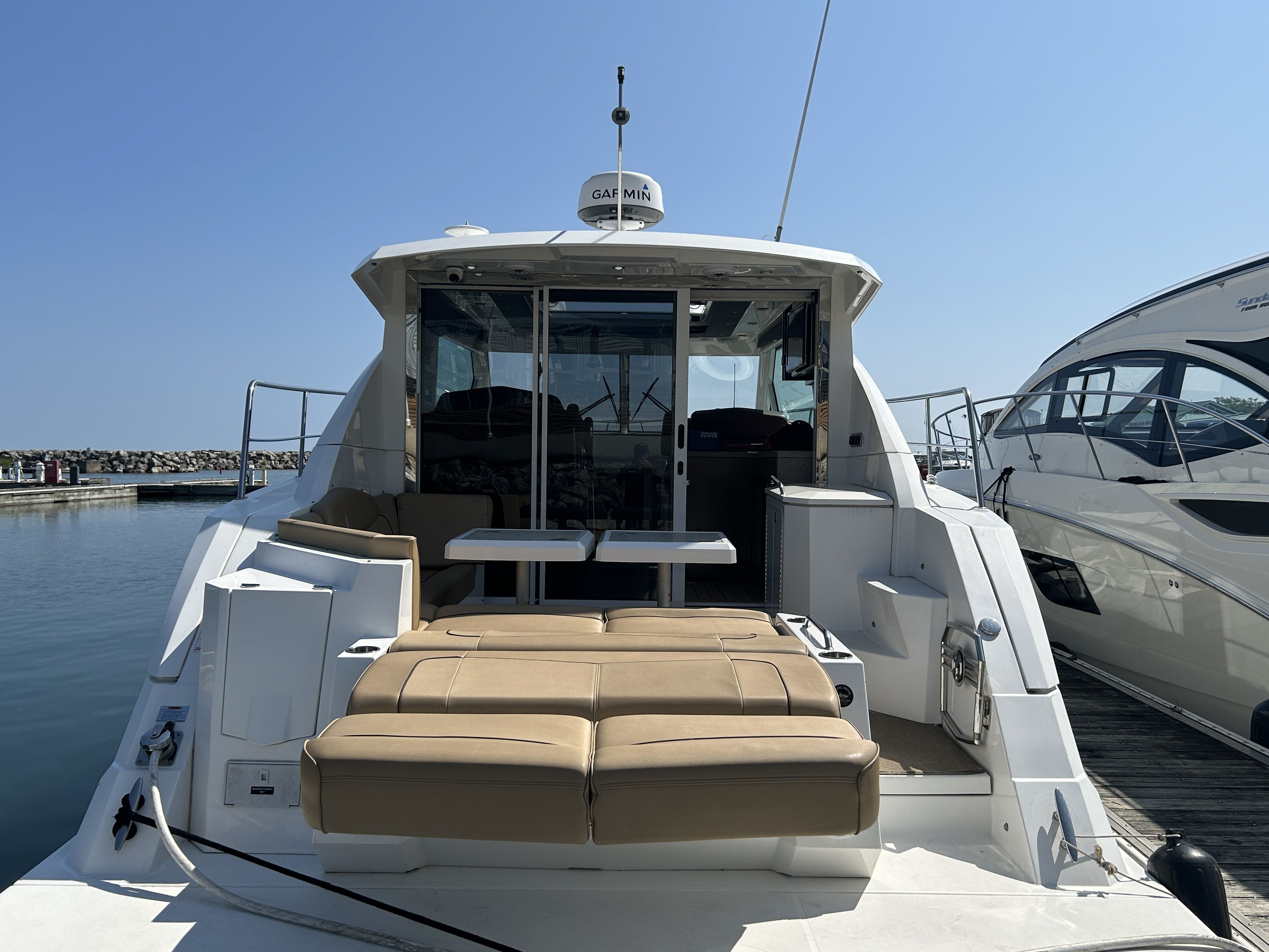 2013 Cruisers Yachts
                                                             41 CANTIUS Image Thumbnail #8