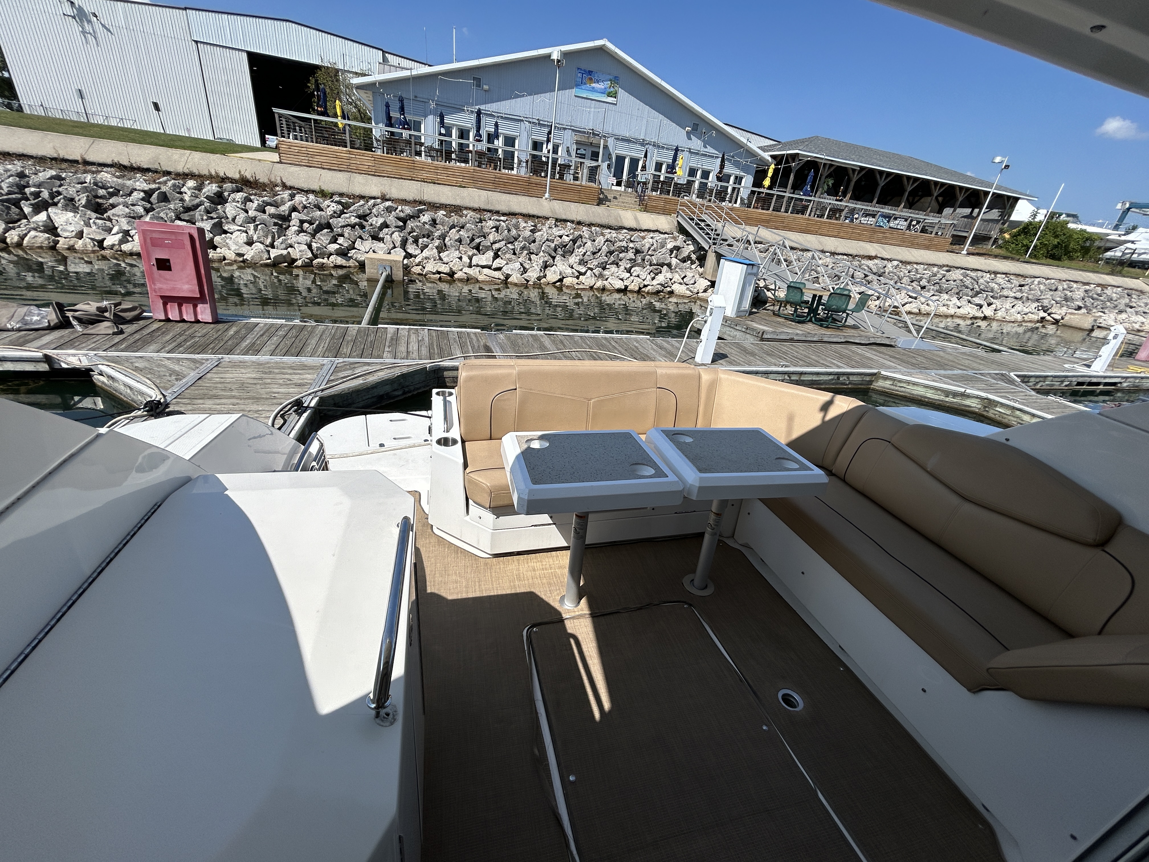 2013 Cruisers Yachts
                                                             41 CANTIUS Image Thumbnail #10