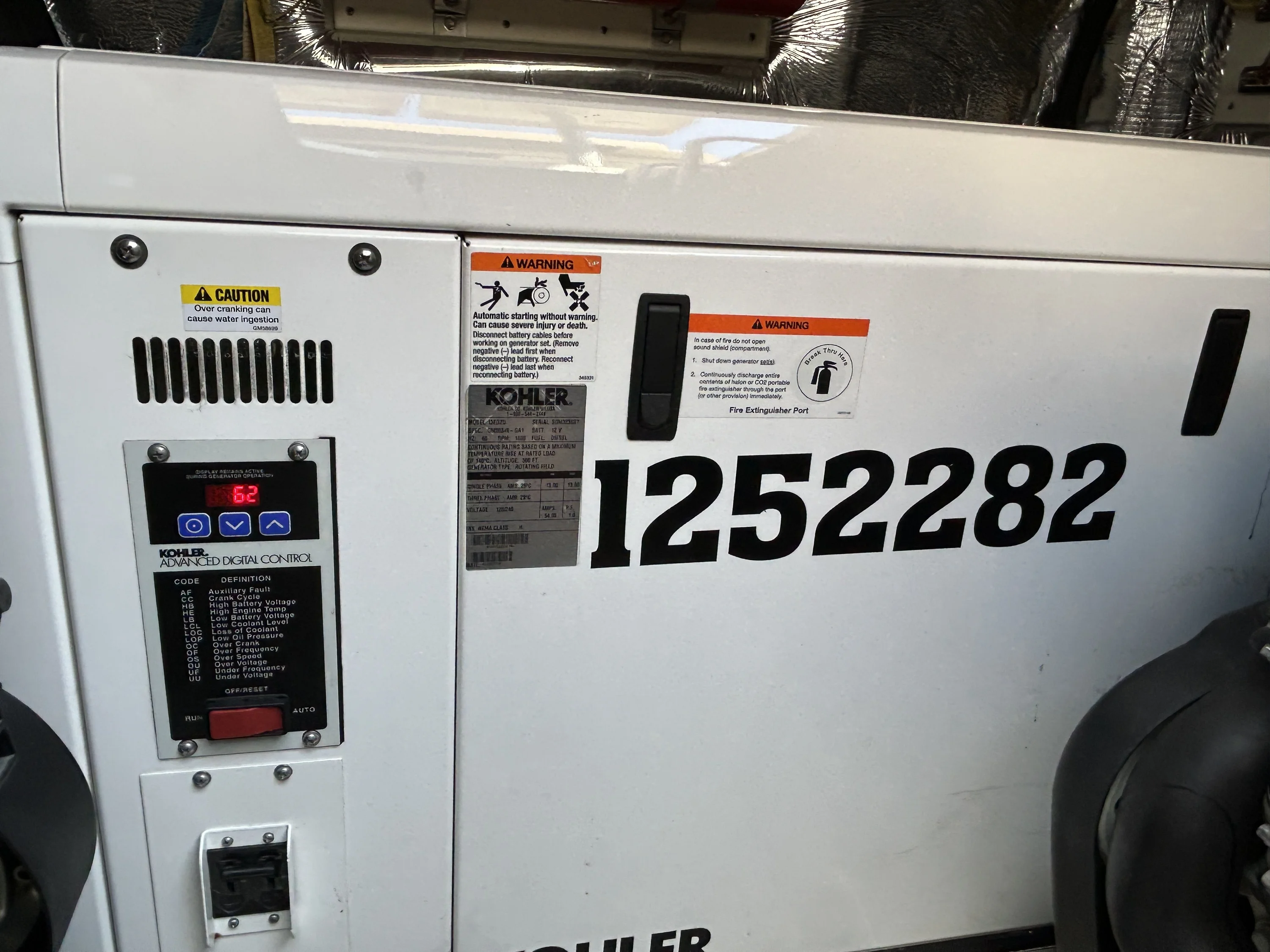 2013 Cruisers Yachts 41 CANTIUS Image Thumbnail #33