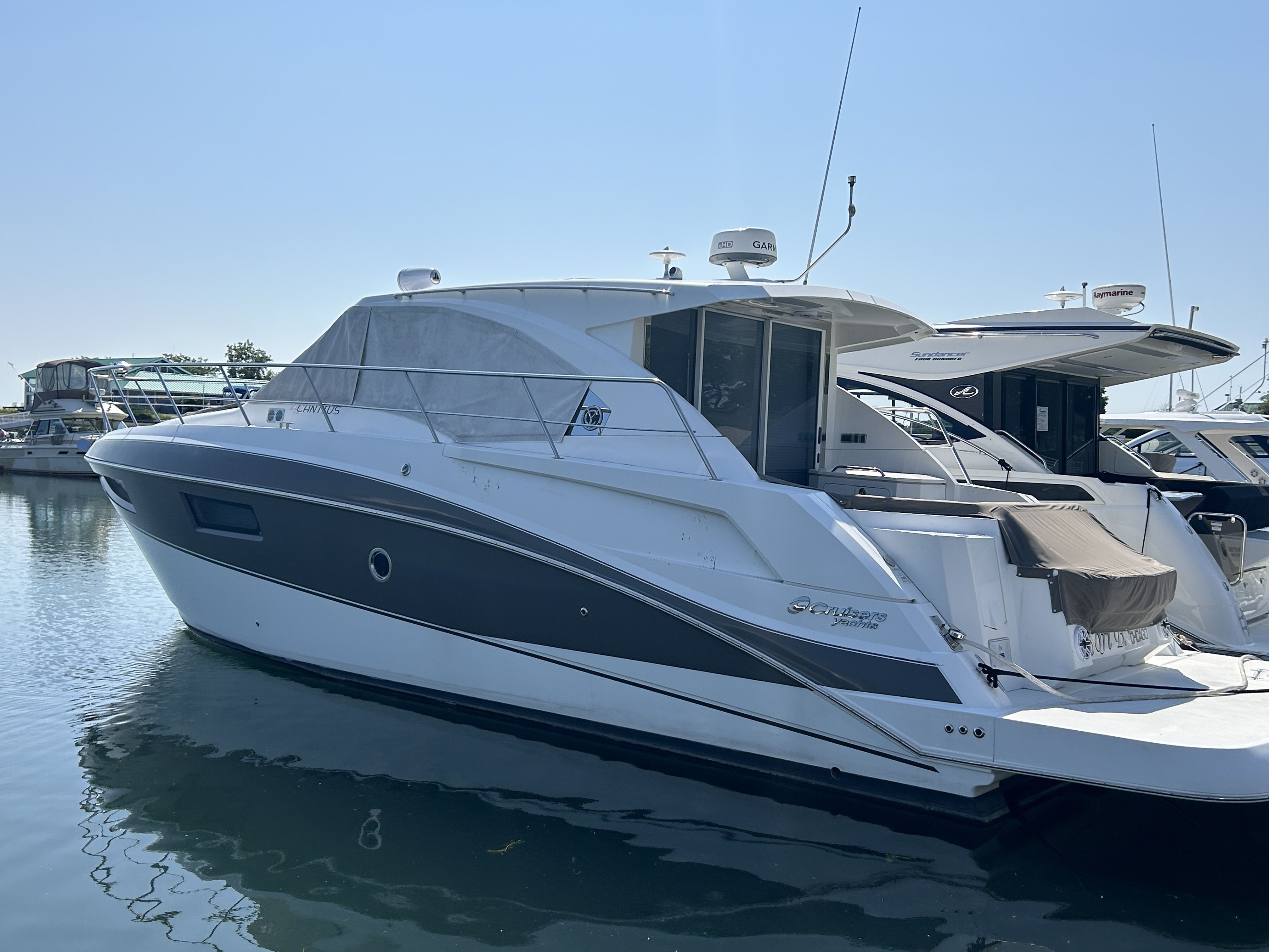 2013 Cruisers Yachts 41 CANTIUS Image Thumbnail #1