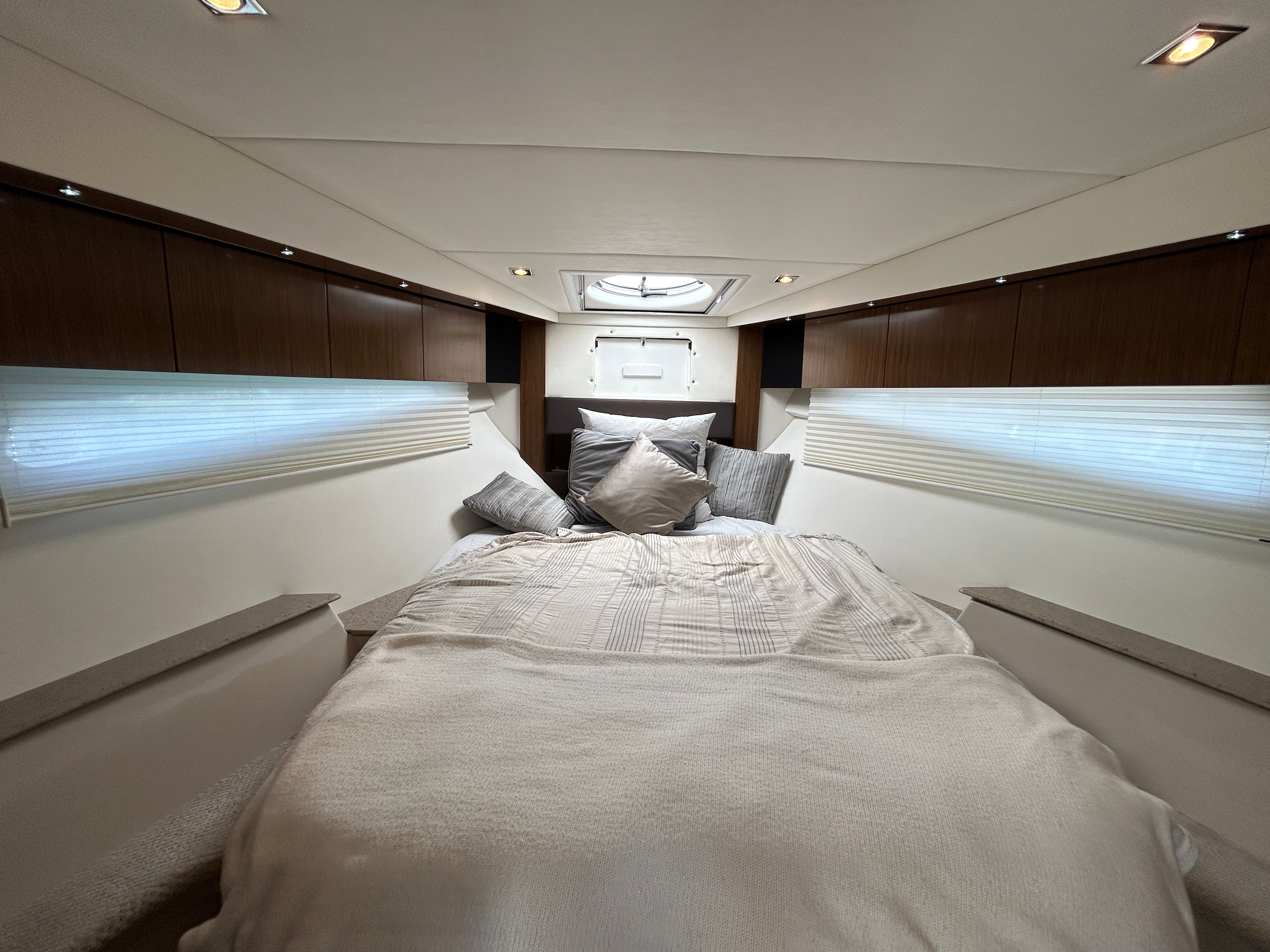 2013 Cruisers Yachts 41 CANTIUS Image Thumbnail #22