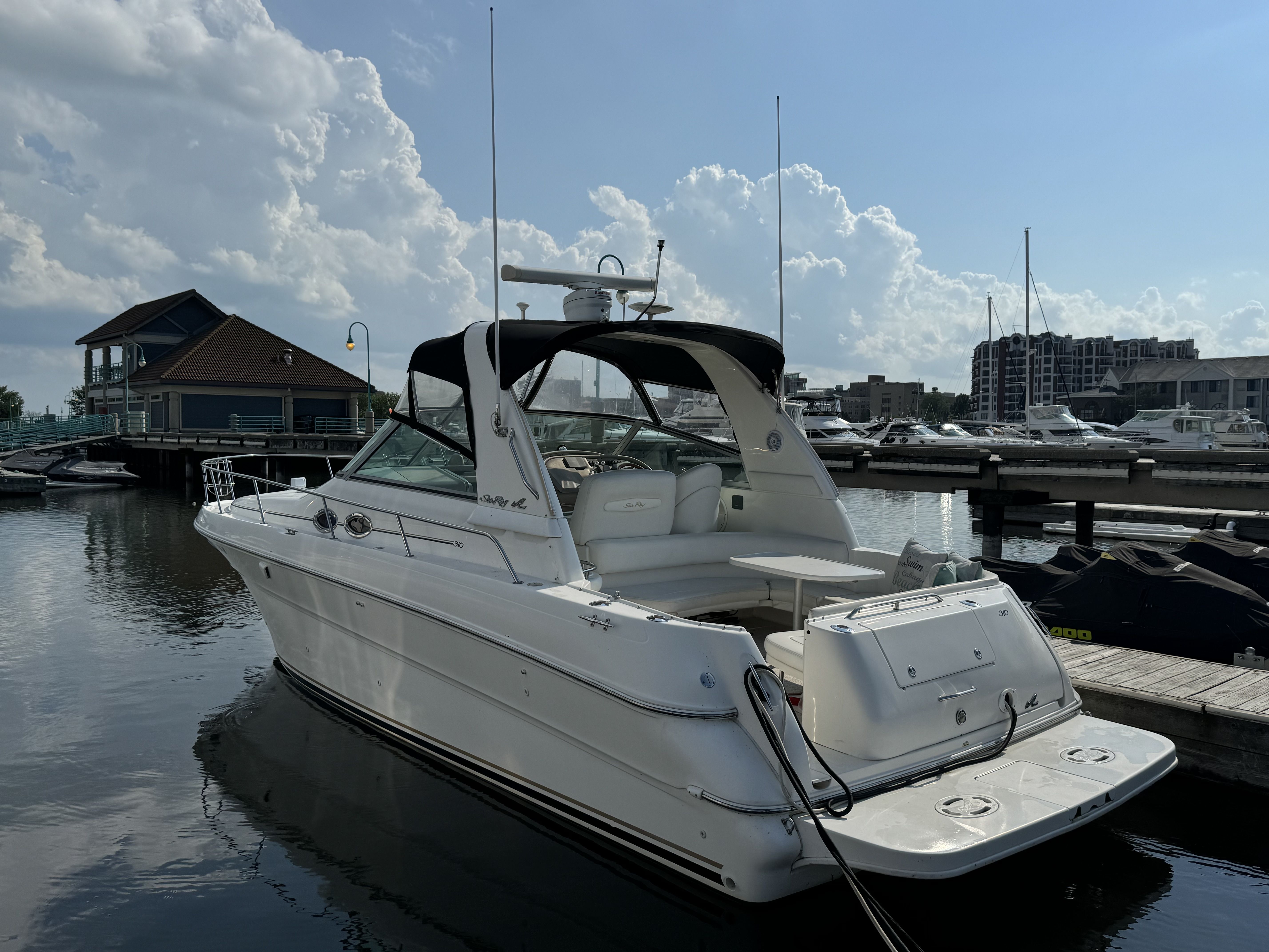 2000 Sea Ray
                                                             310 SUNDANCER Image Thumbnail #0