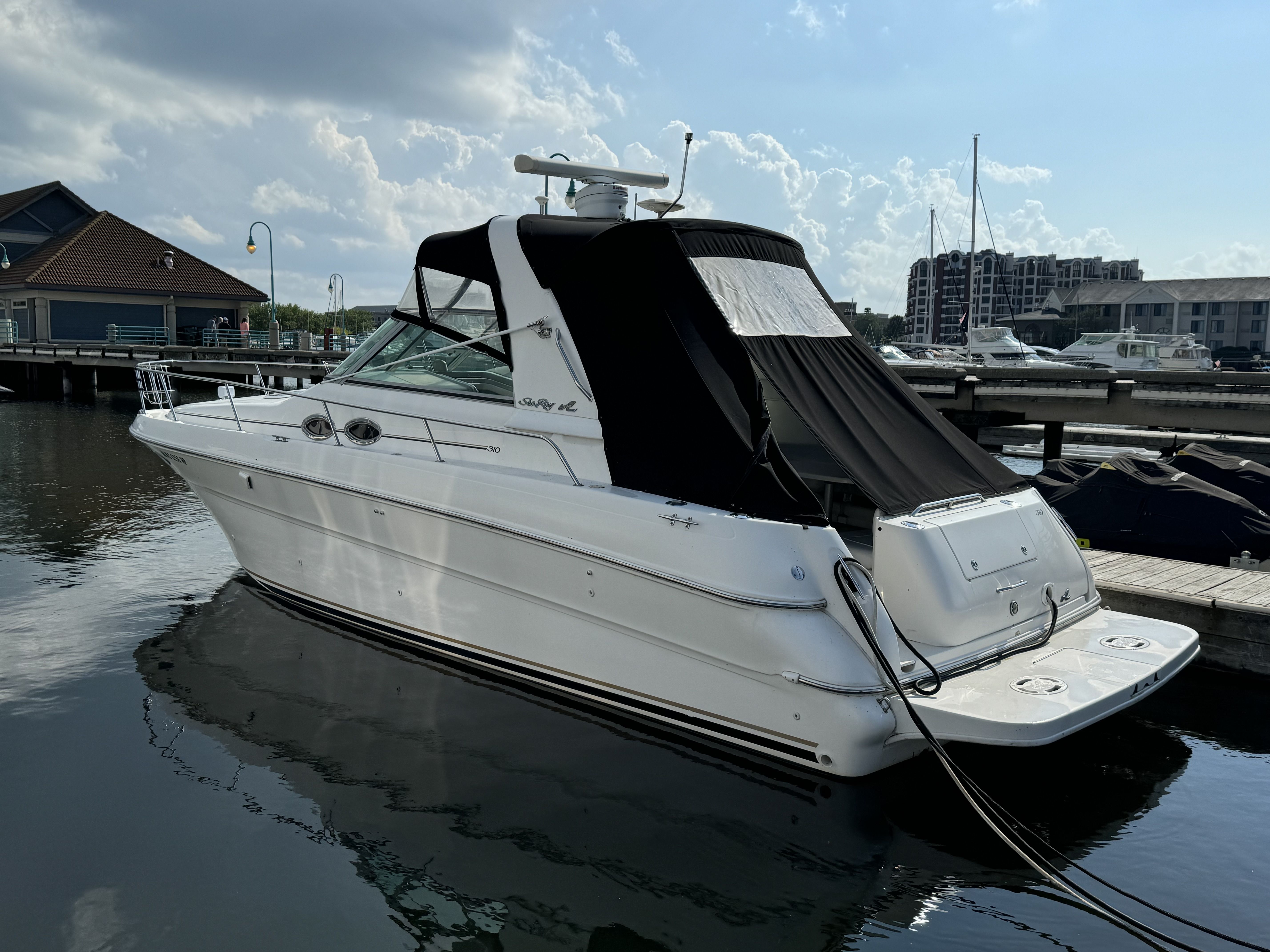 2000 Sea Ray
                                                             310 SUNDANCER Image Thumbnail #1