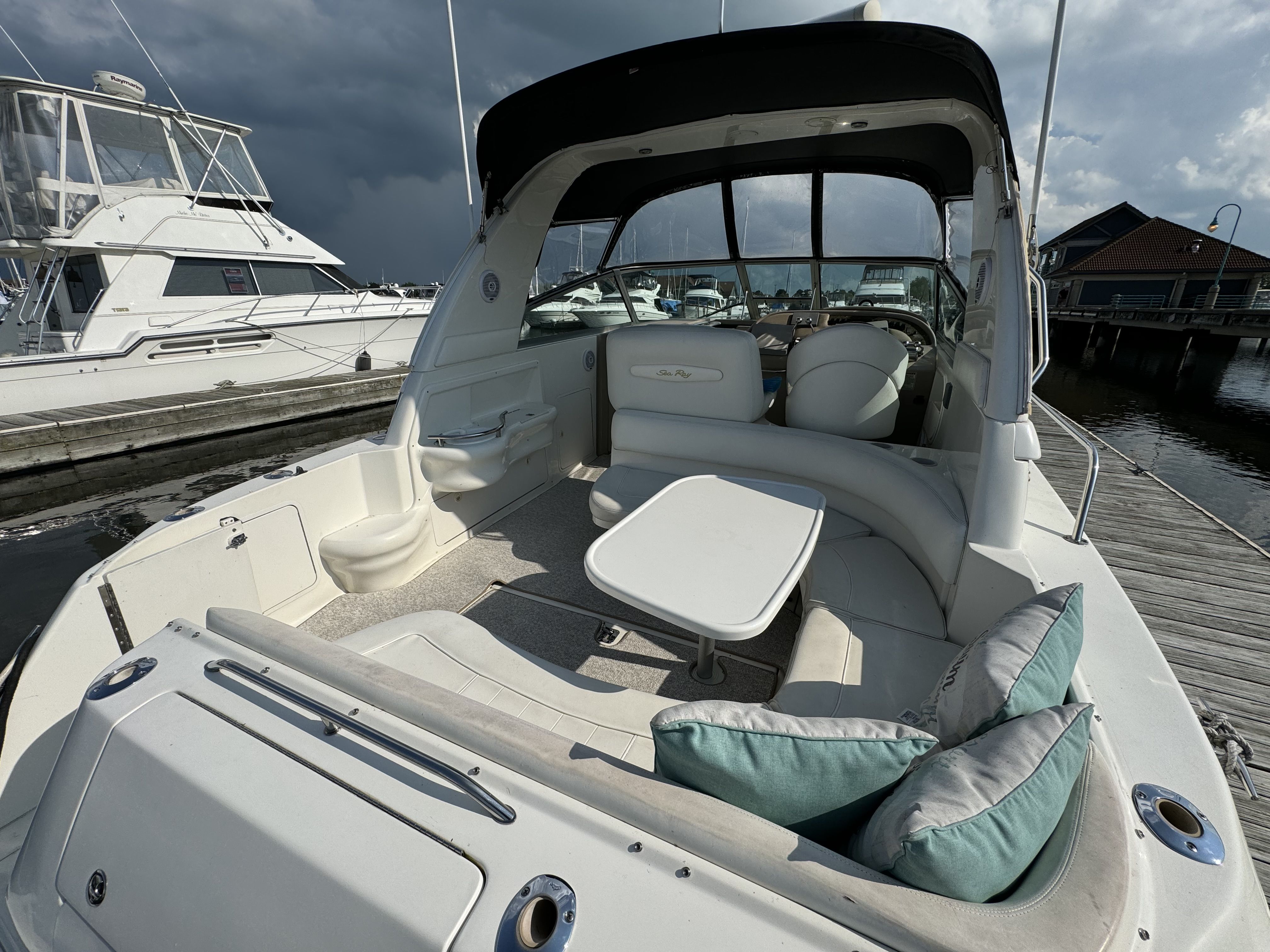 2000 Sea Ray
                                                             310 SUNDANCER Image Thumbnail #4
