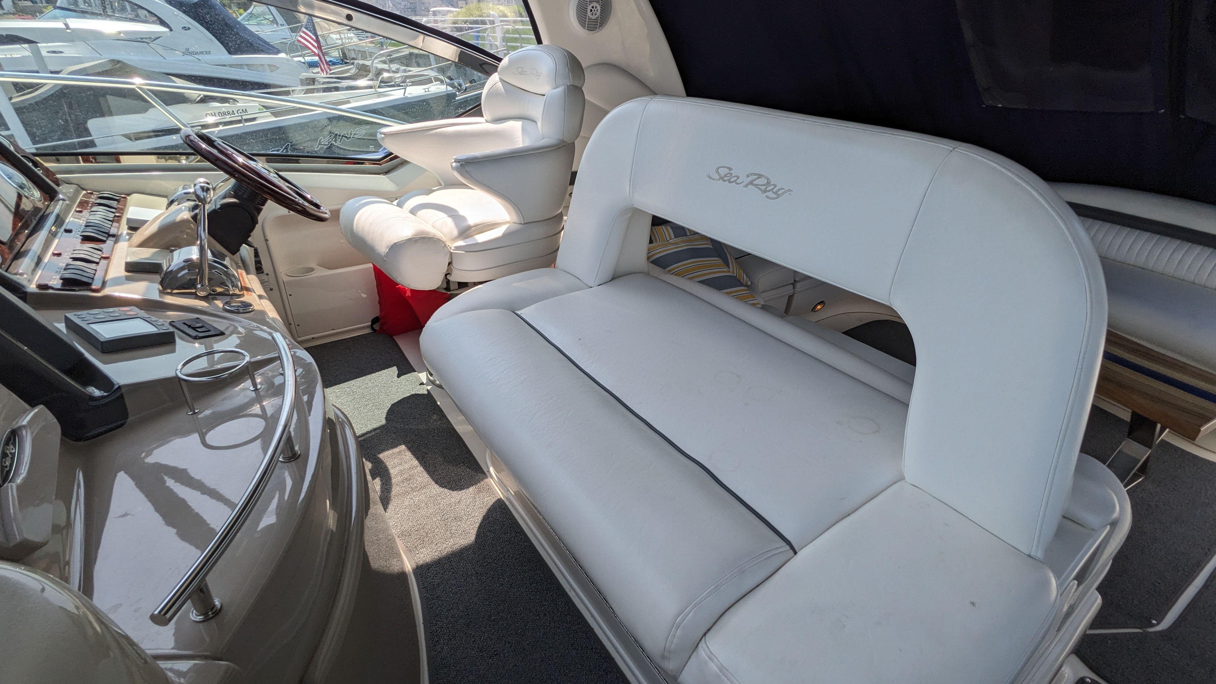 2003 Sea Ray
                                                             420 SUNDANCER Image Thumbnail #11