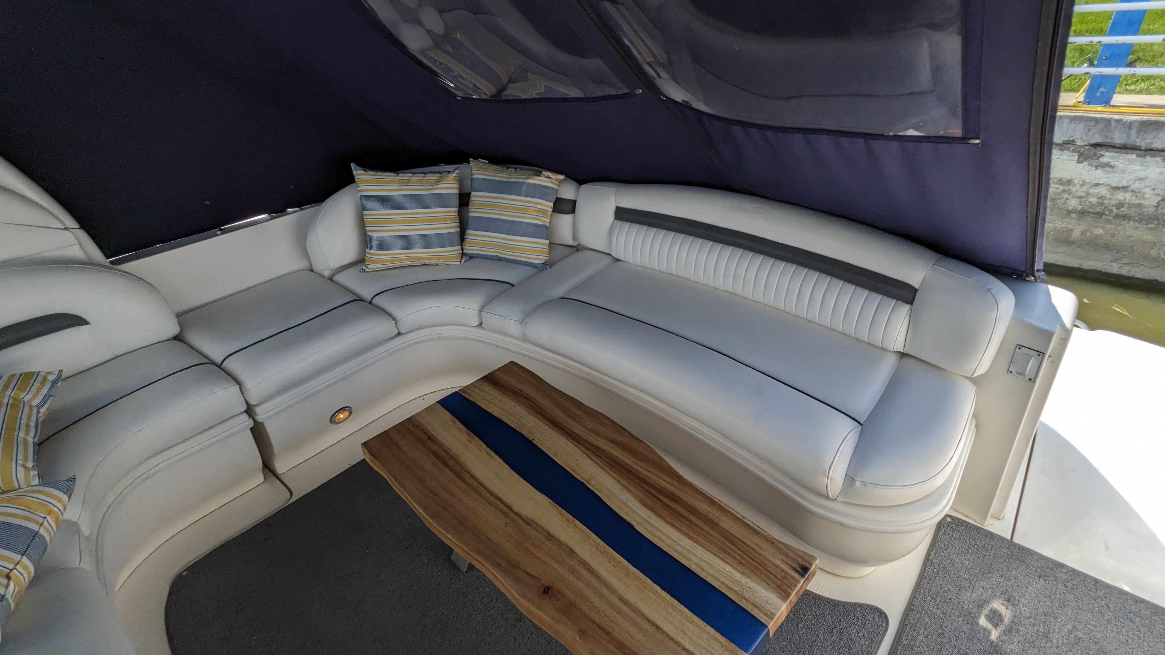 2003 Sea Ray
                                                             420 SUNDANCER Image Thumbnail #12