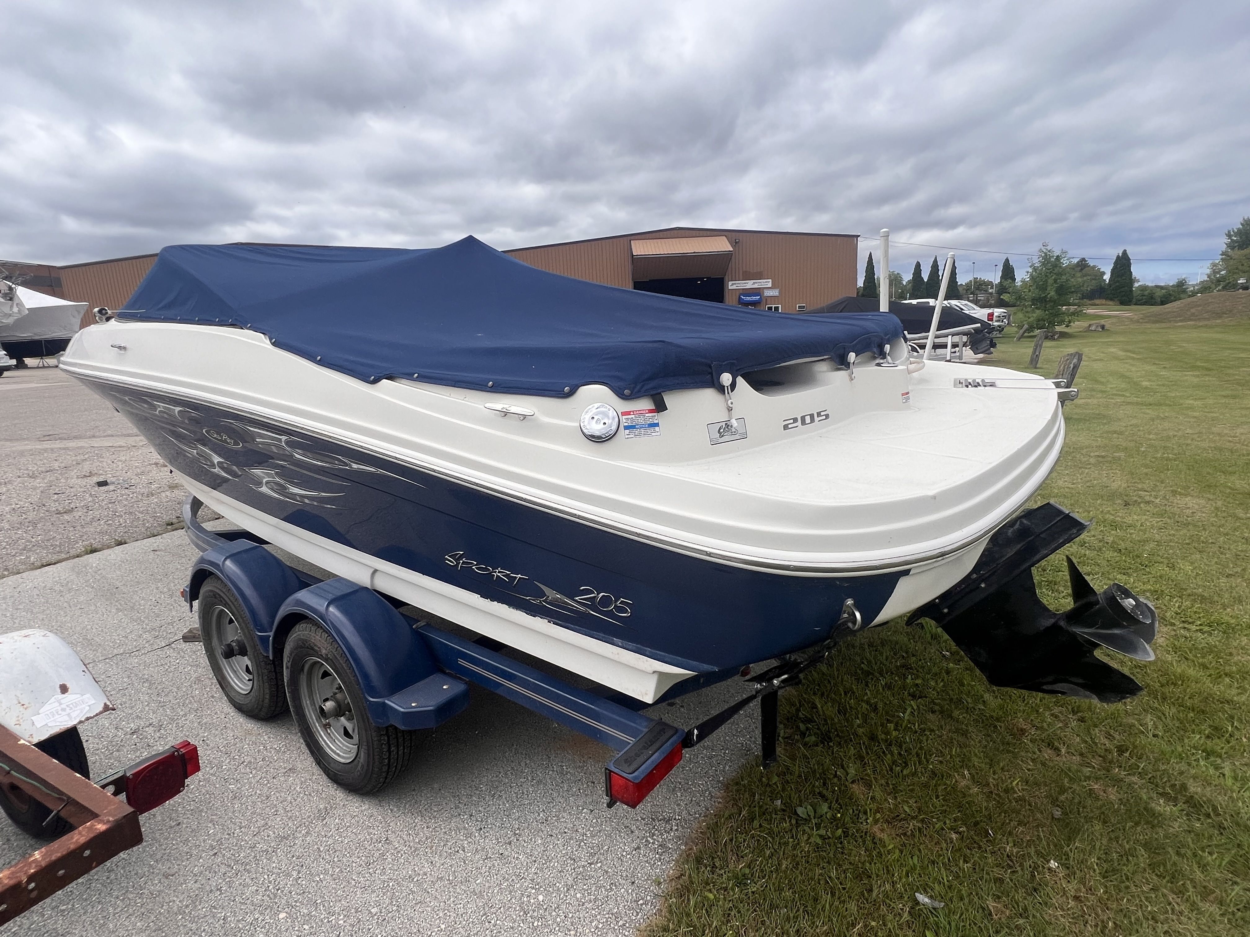 2008 Sea Ray 205 Sport Image Thumbnail #7