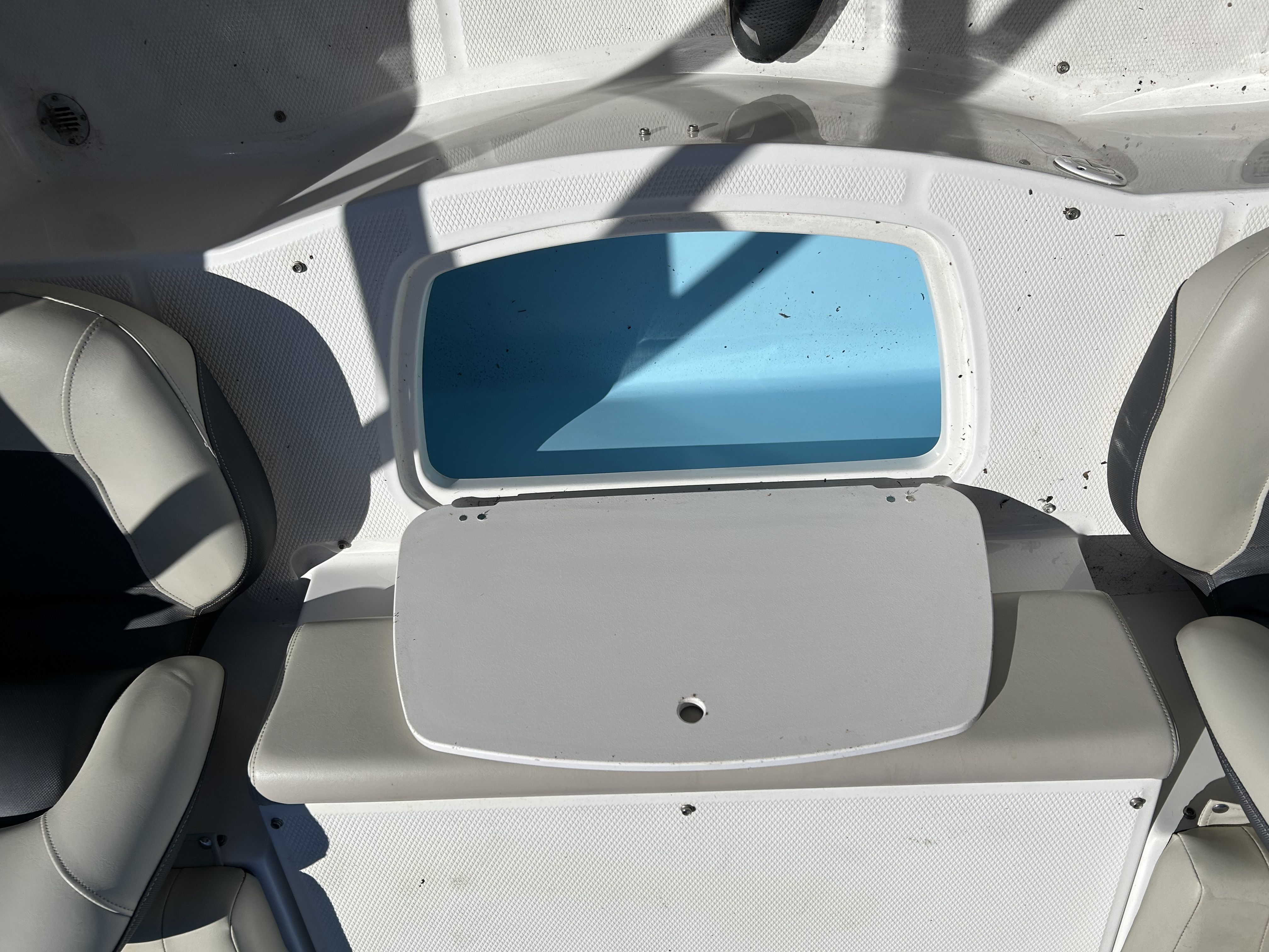 2015 Chaparral
                                                             21 H2O SF Image Thumbnail #4