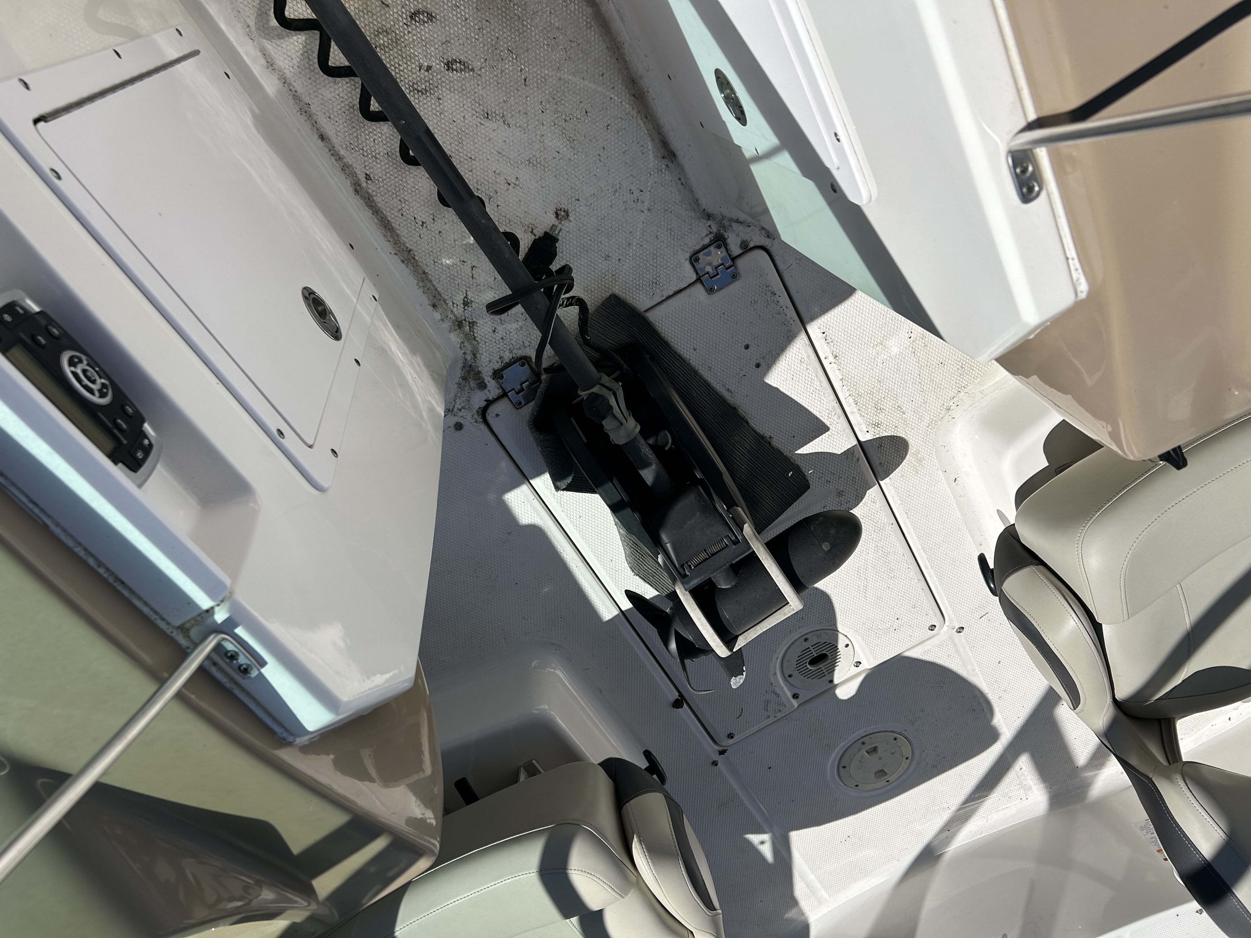 2015 Chaparral
                                                             21 H2O SF Image Thumbnail #7