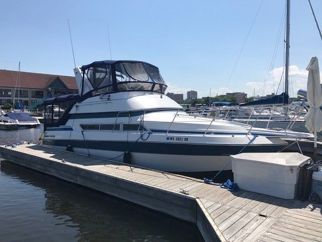 1989 Carver Yachts 30 SANTEGO Image Thumbnail #1