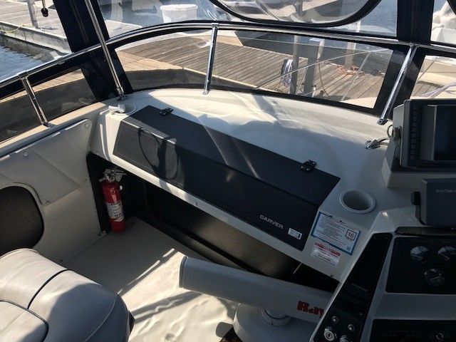 1989 Carver Yachts 30 SANTEGO Image Thumbnail #7