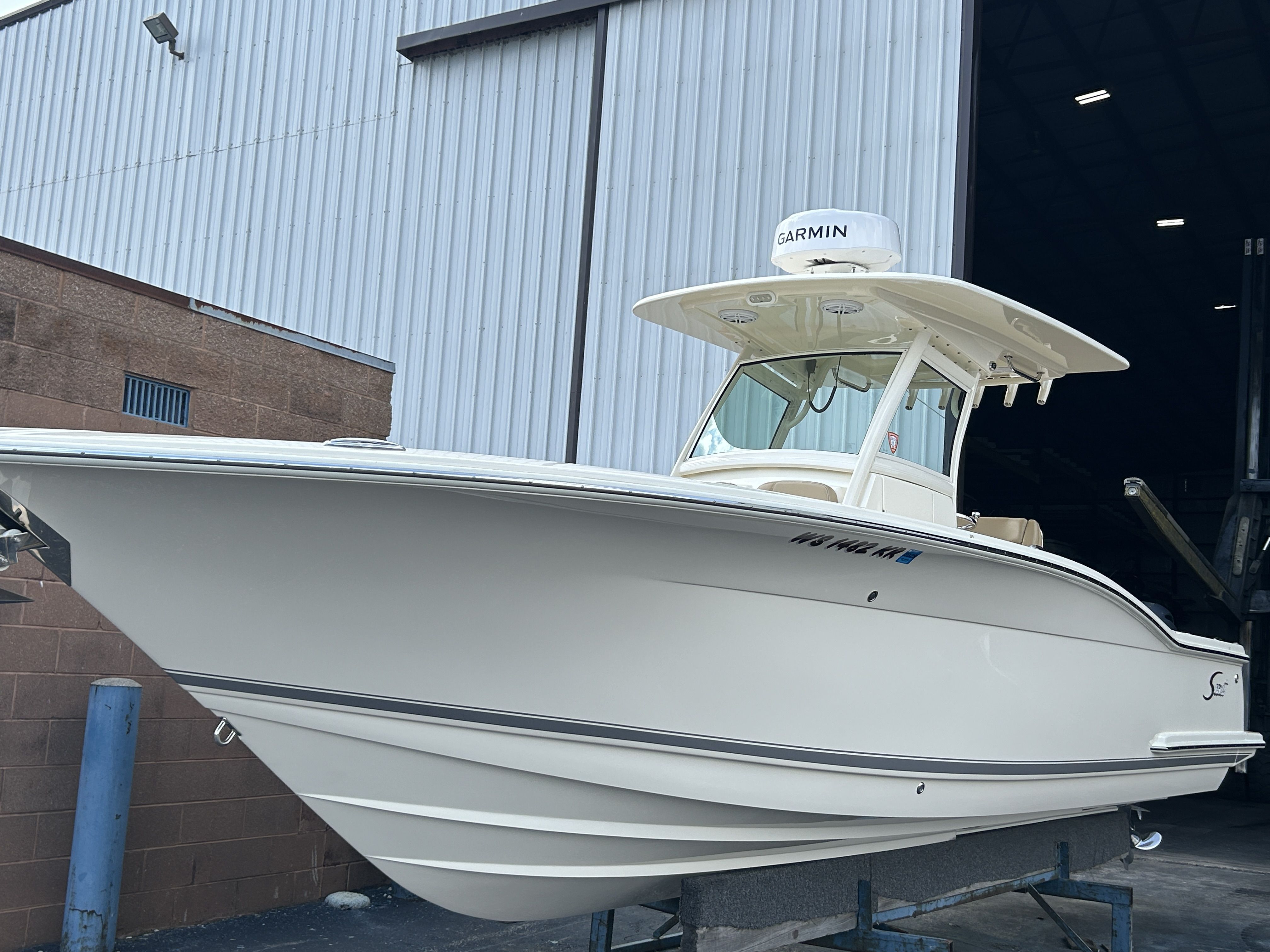 2018 Scout 275 LXF Image Thumbnail #2