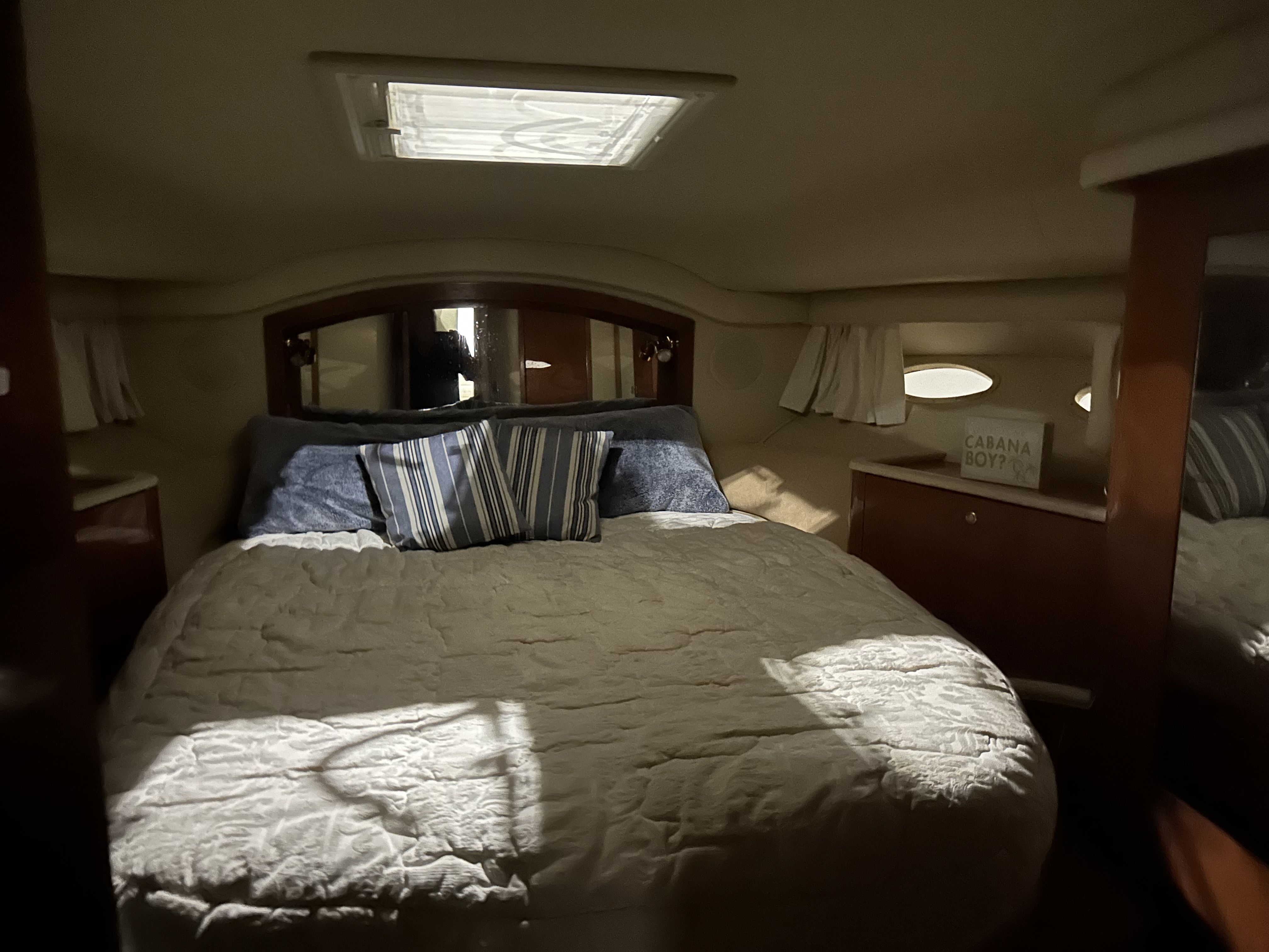 2001 Sea Ray
                                                             400 Sedan Bridge Image Thumbnail #15