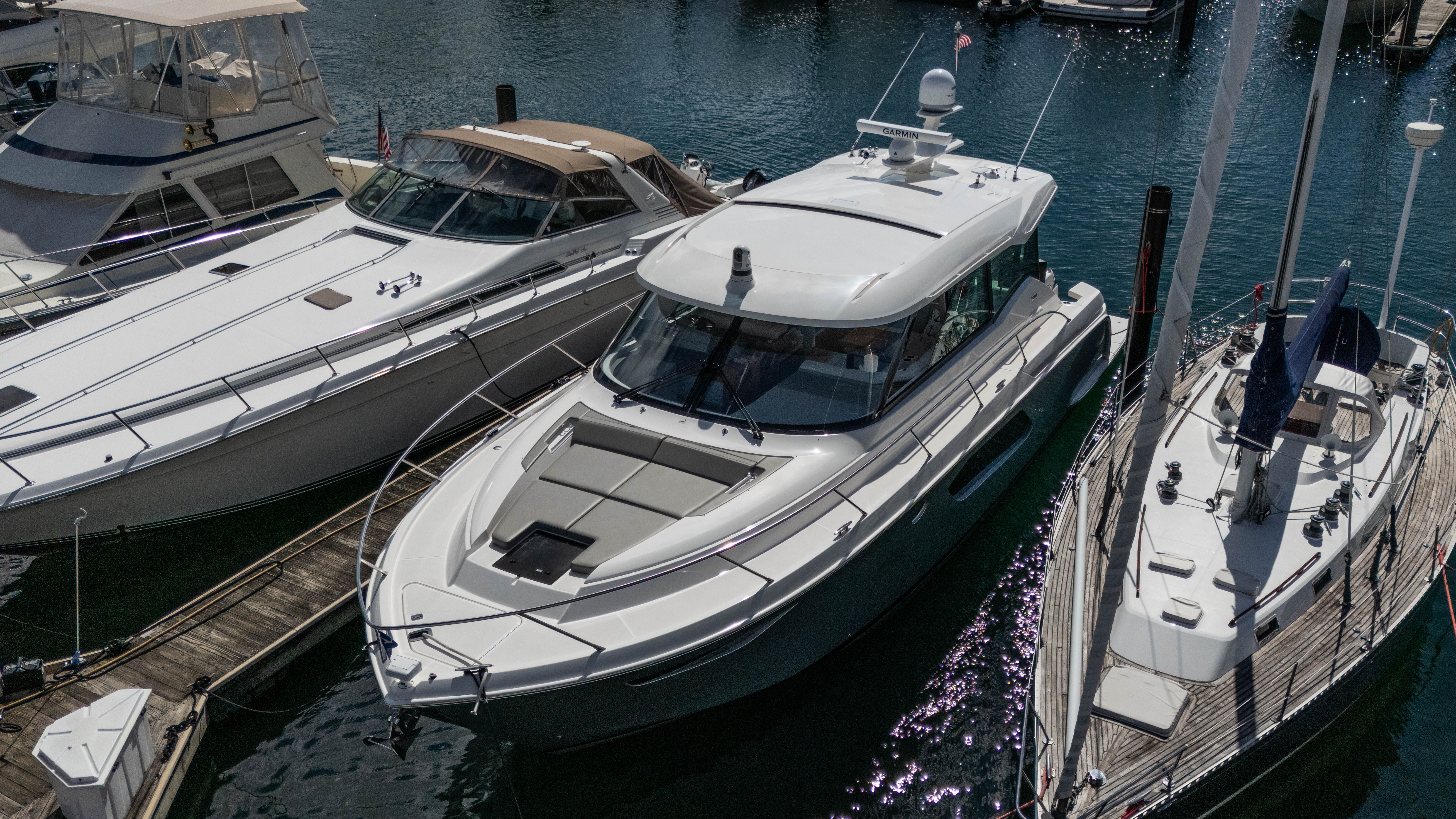 2020 Tiara Yachts
                                                             49 COUPE Image Thumbnail #5