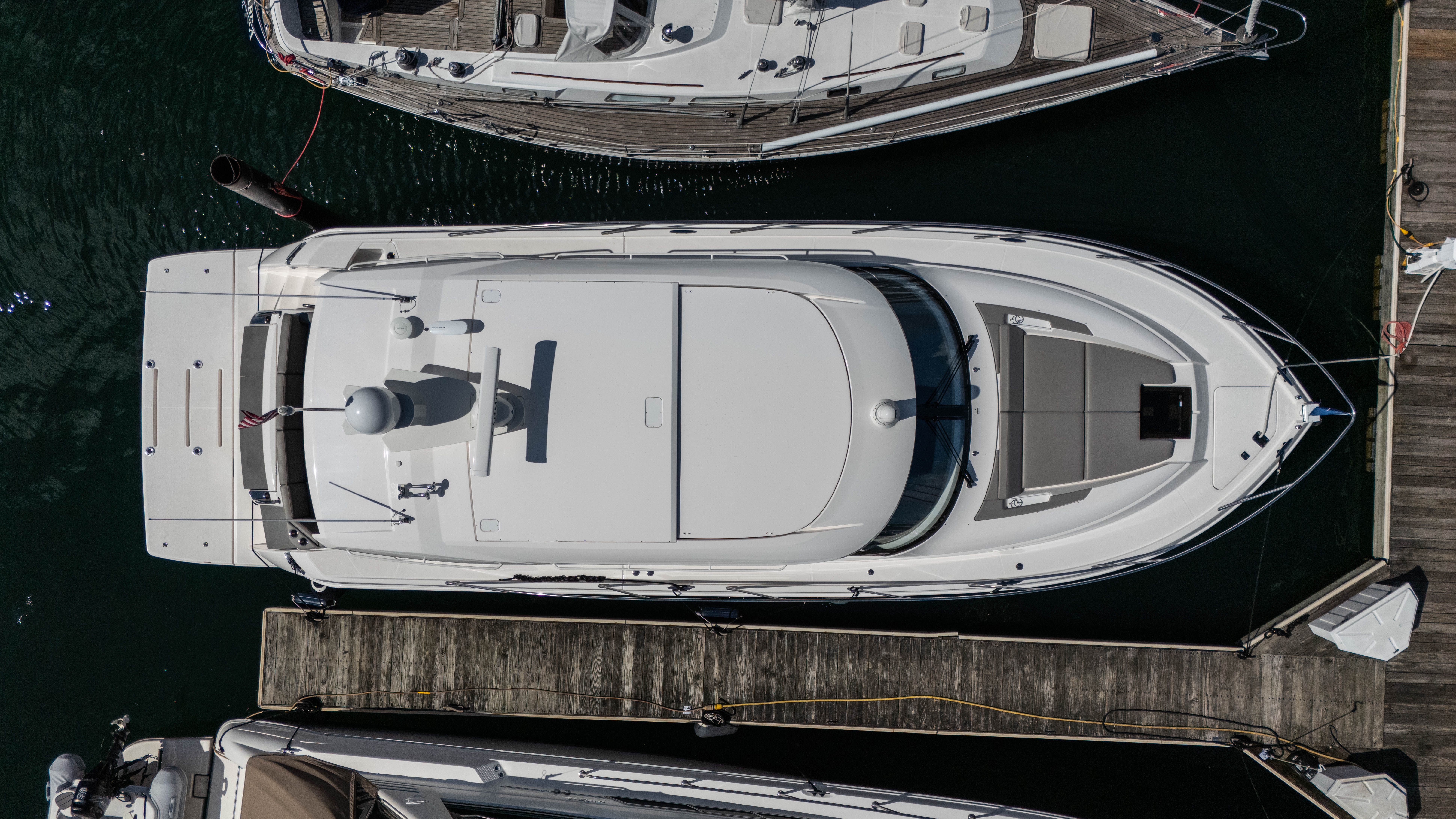 2020 Tiara Yachts
                                                             49 COUPE Image Thumbnail #9