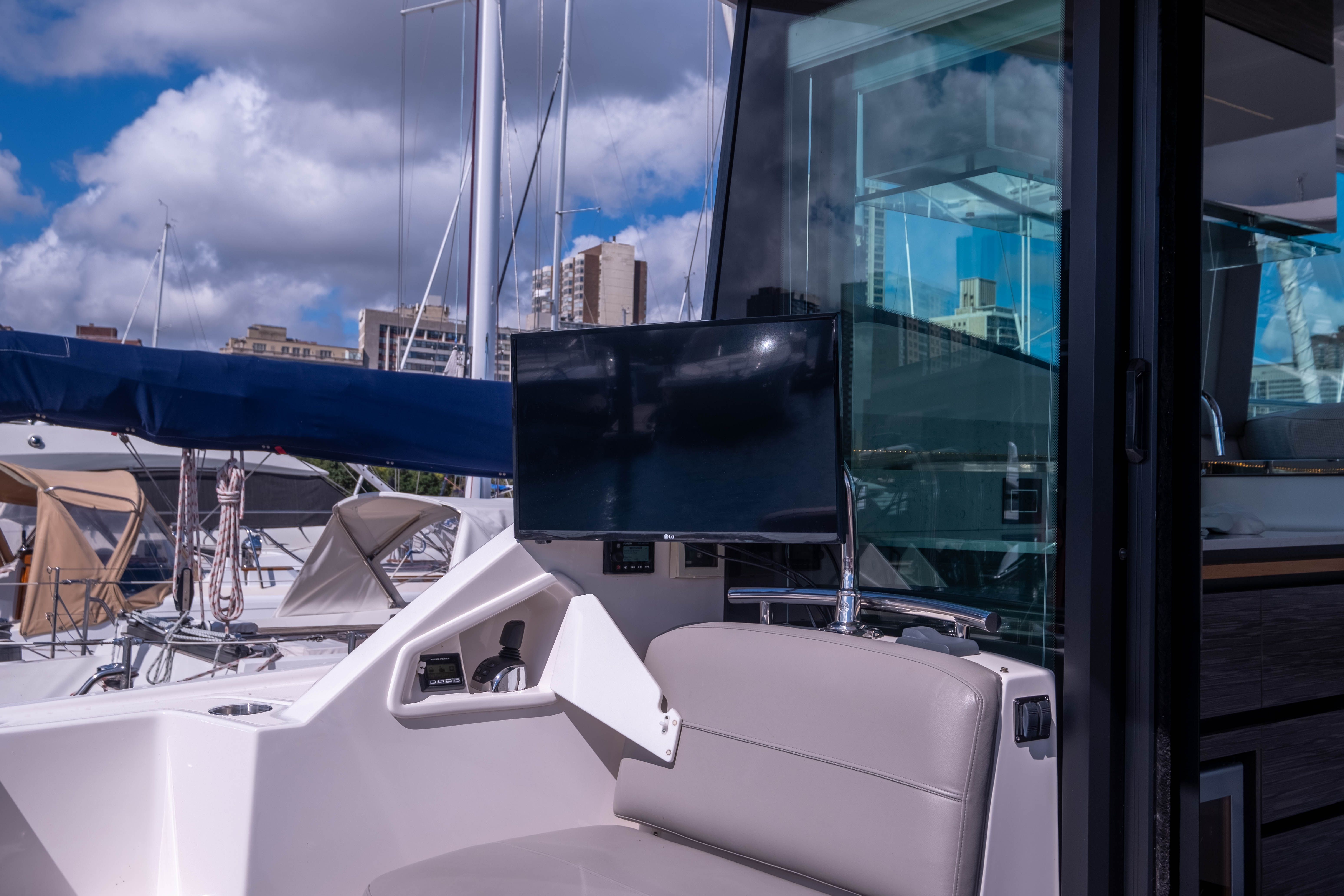 2020 Tiara Yachts
                                                             49 COUPE Image Thumbnail #20