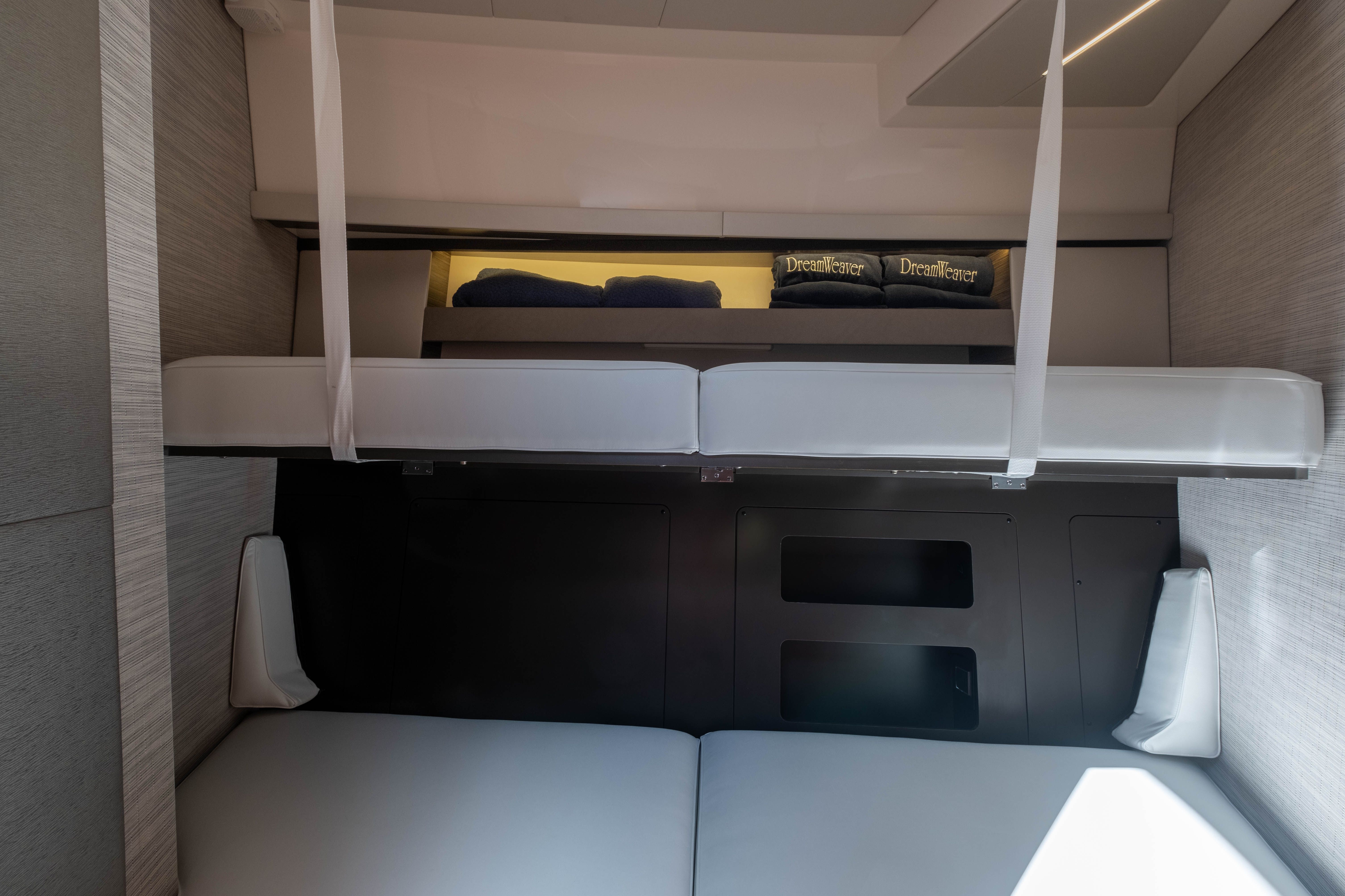 2020 Tiara Yachts
                                                             49 COUPE Image Thumbnail #55