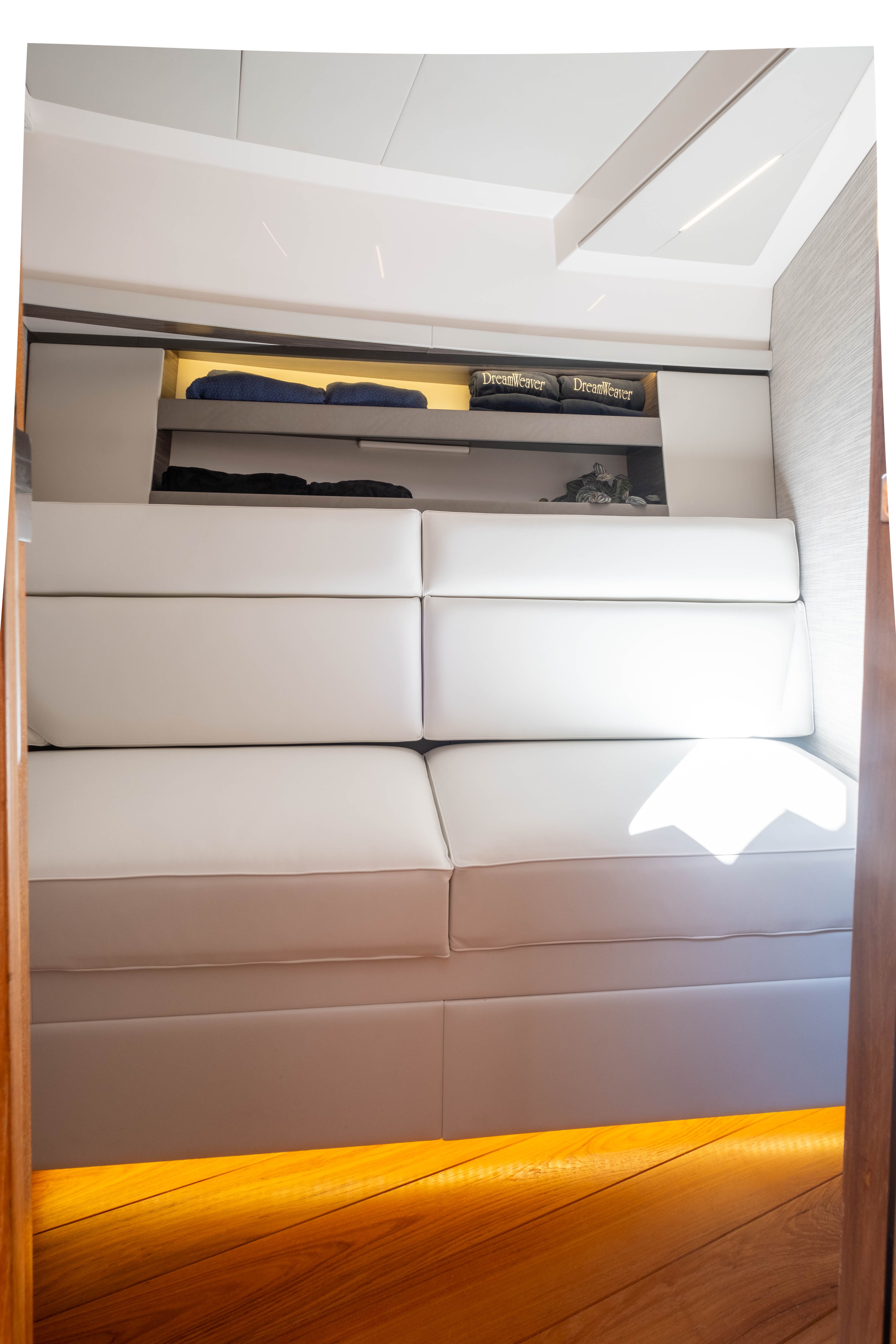 2020 Tiara Yachts
                                                             49 COUPE Image Thumbnail #57