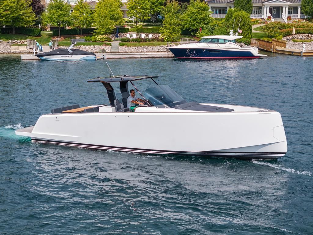 2022 Pardo Yachts
                                                             38 Image Thumbnail #4