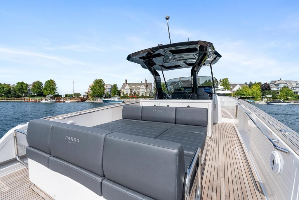 2022 Pardo Yachts
                                                             38 Image Thumbnail #32