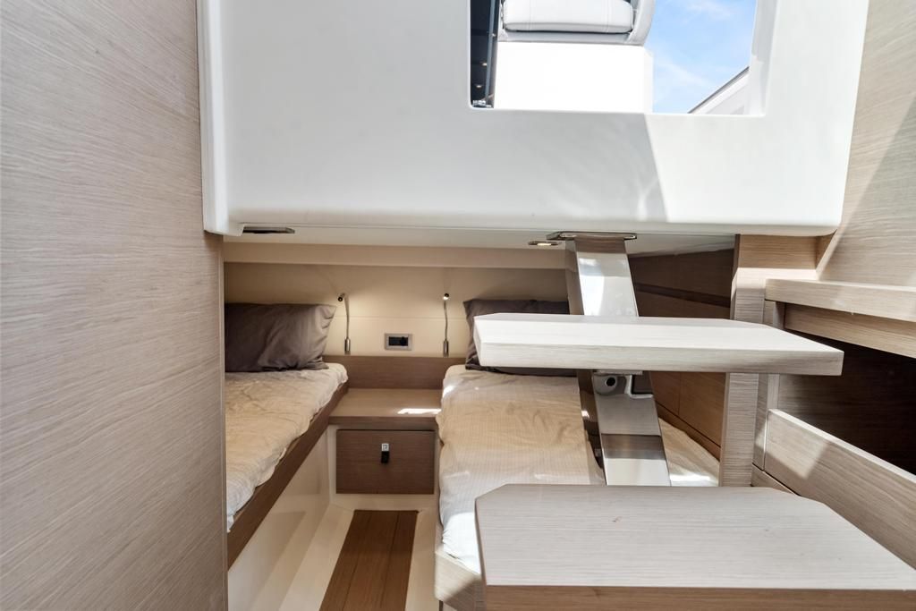 2022 Pardo Yachts
                                                             38 Image Thumbnail #40