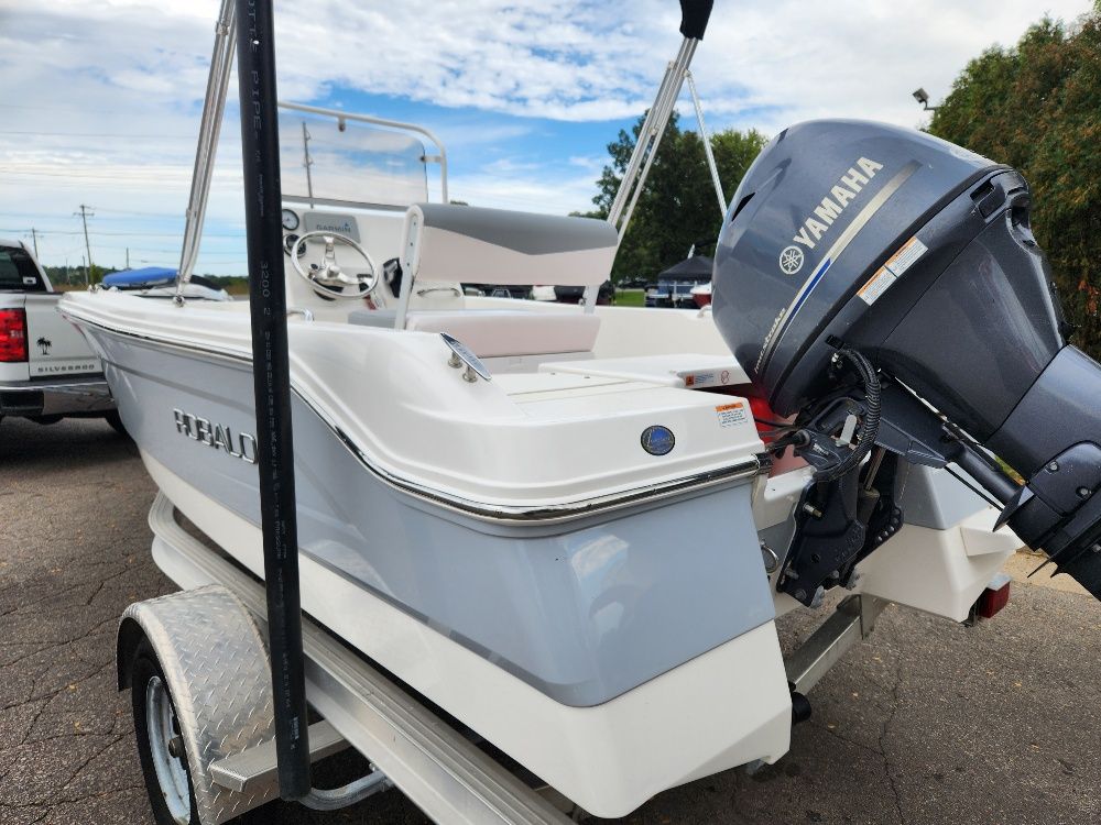 2020 Robalo
                                                             R160 Image Thumbnail #10