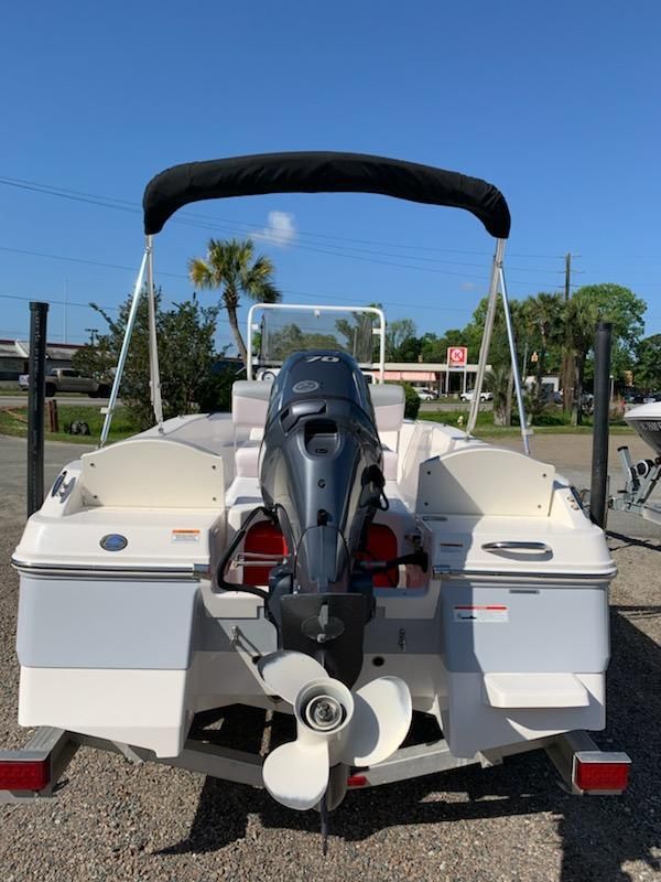 2020 Robalo
                                                             R160 Image Thumbnail #11