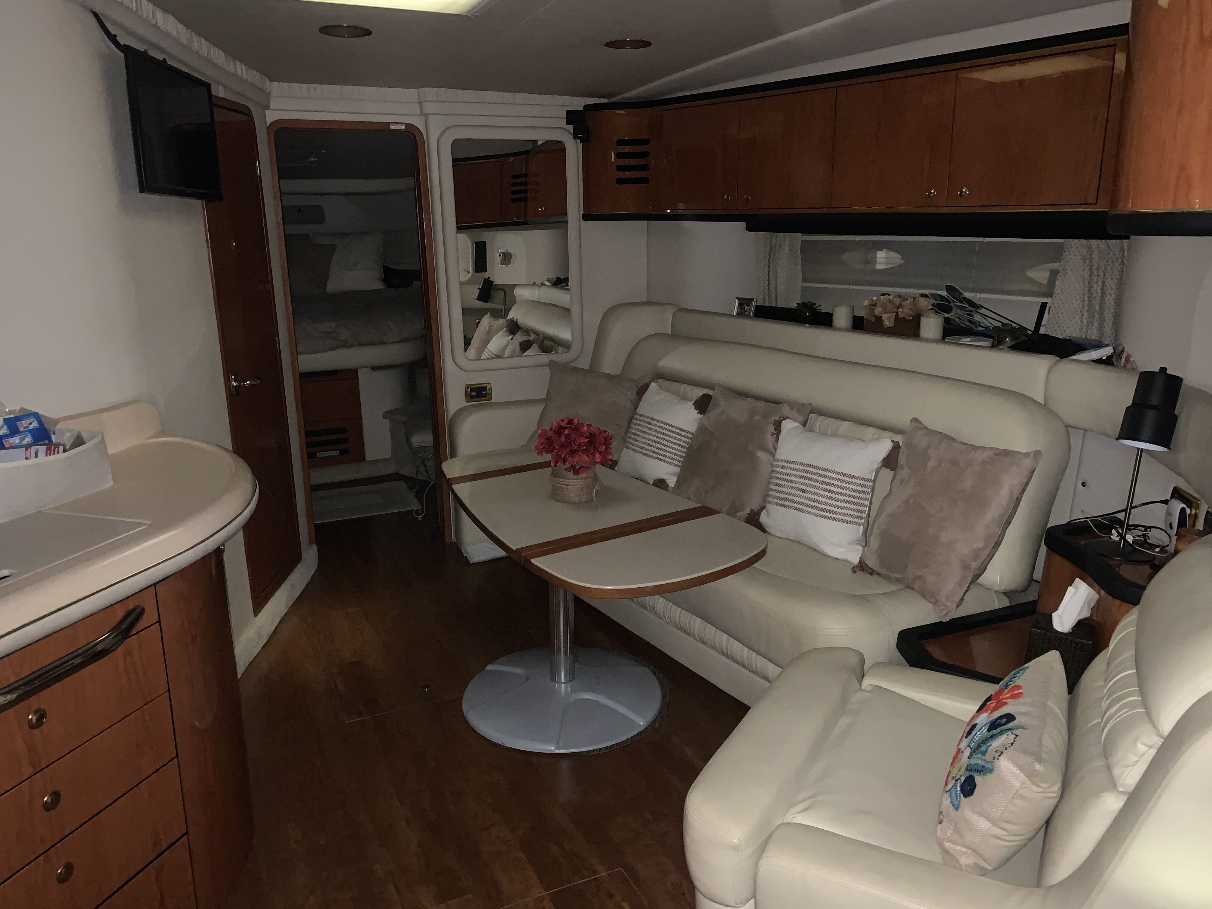 2001 Sea Ray
                                                             460 SUNDANCER Image Thumbnail #6