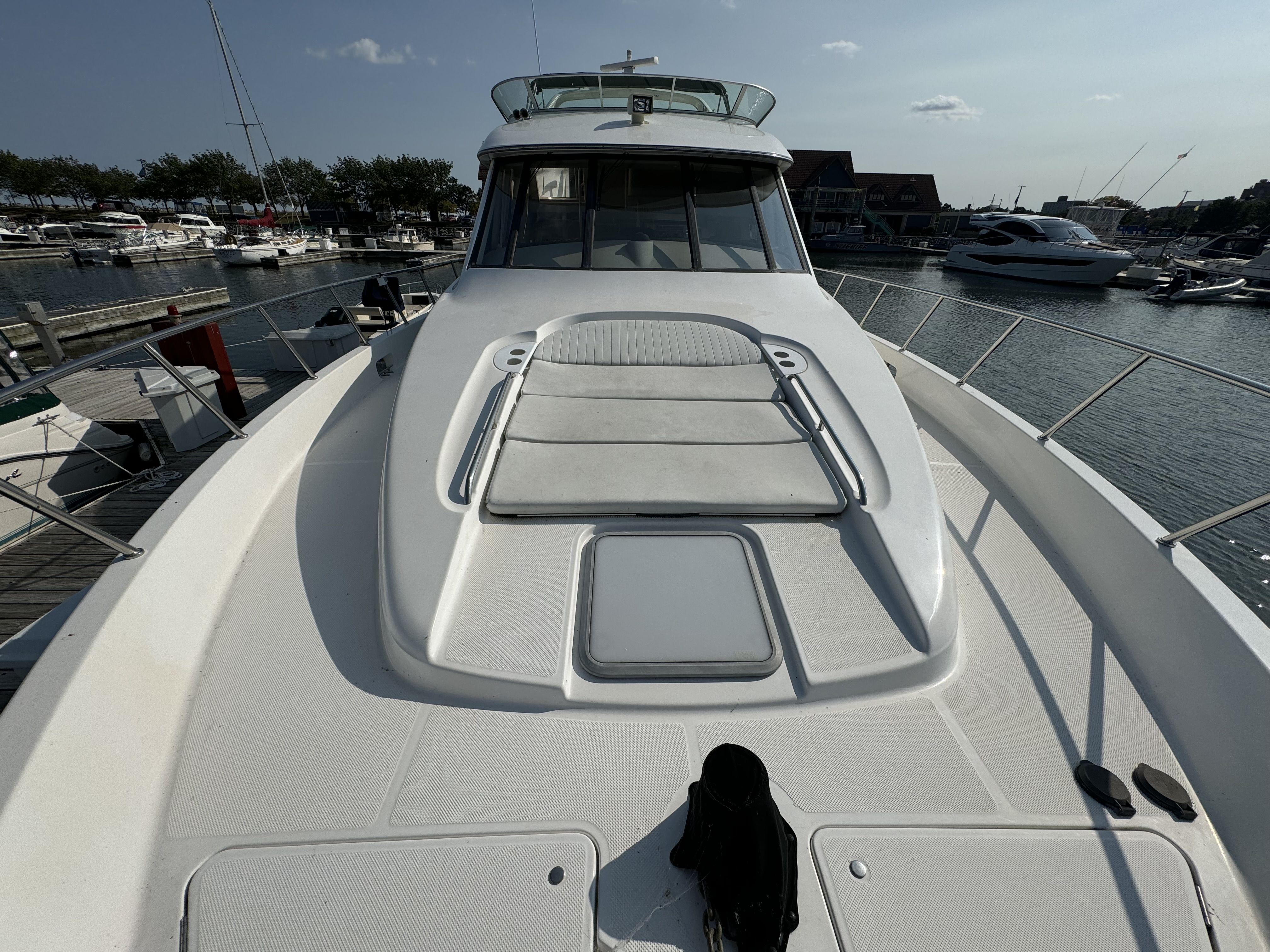 2000 Bayliner
                                                             5288 Image Thumbnail #6