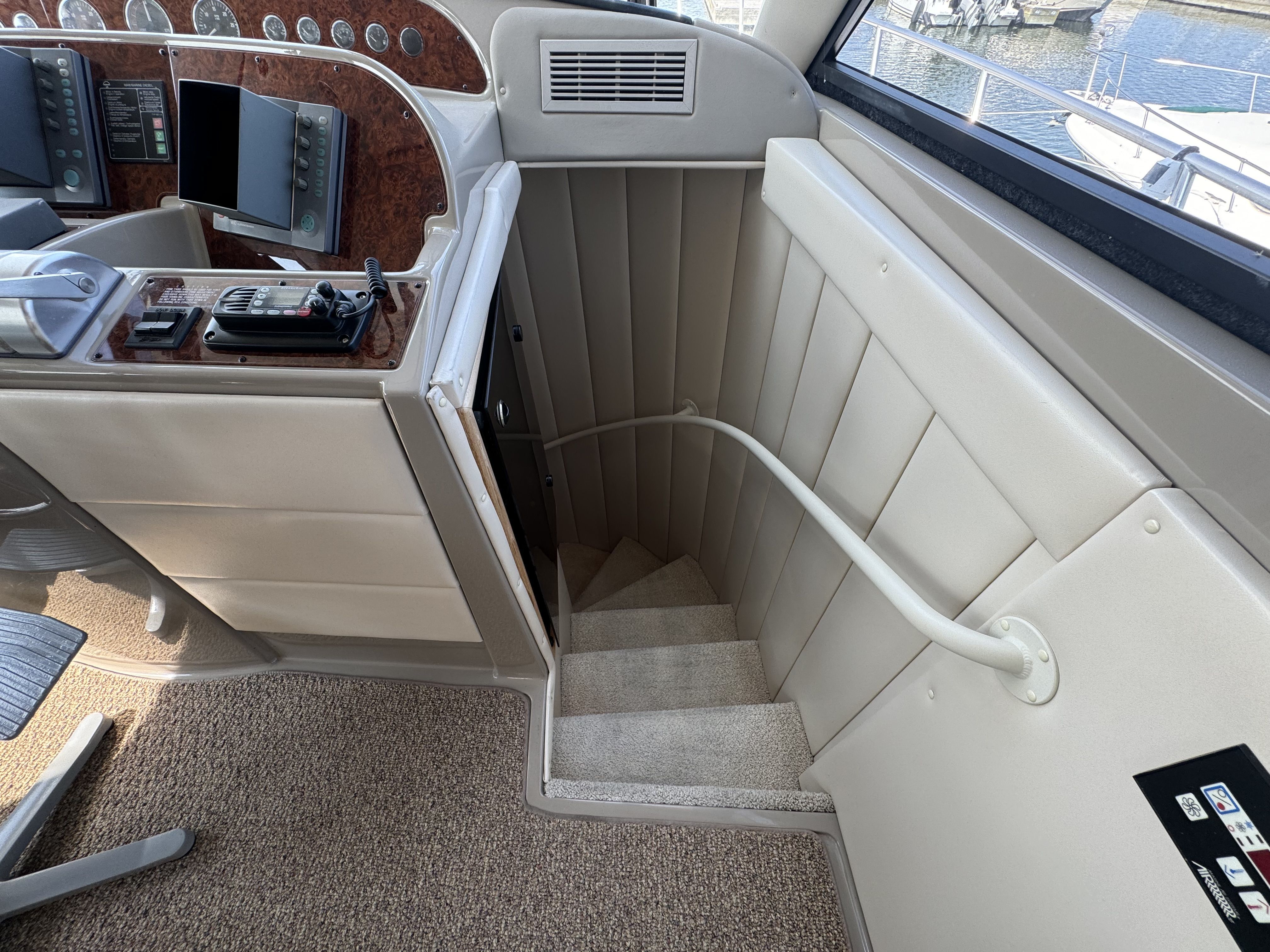 2000 Bayliner
                                                             5288 Image Thumbnail #29