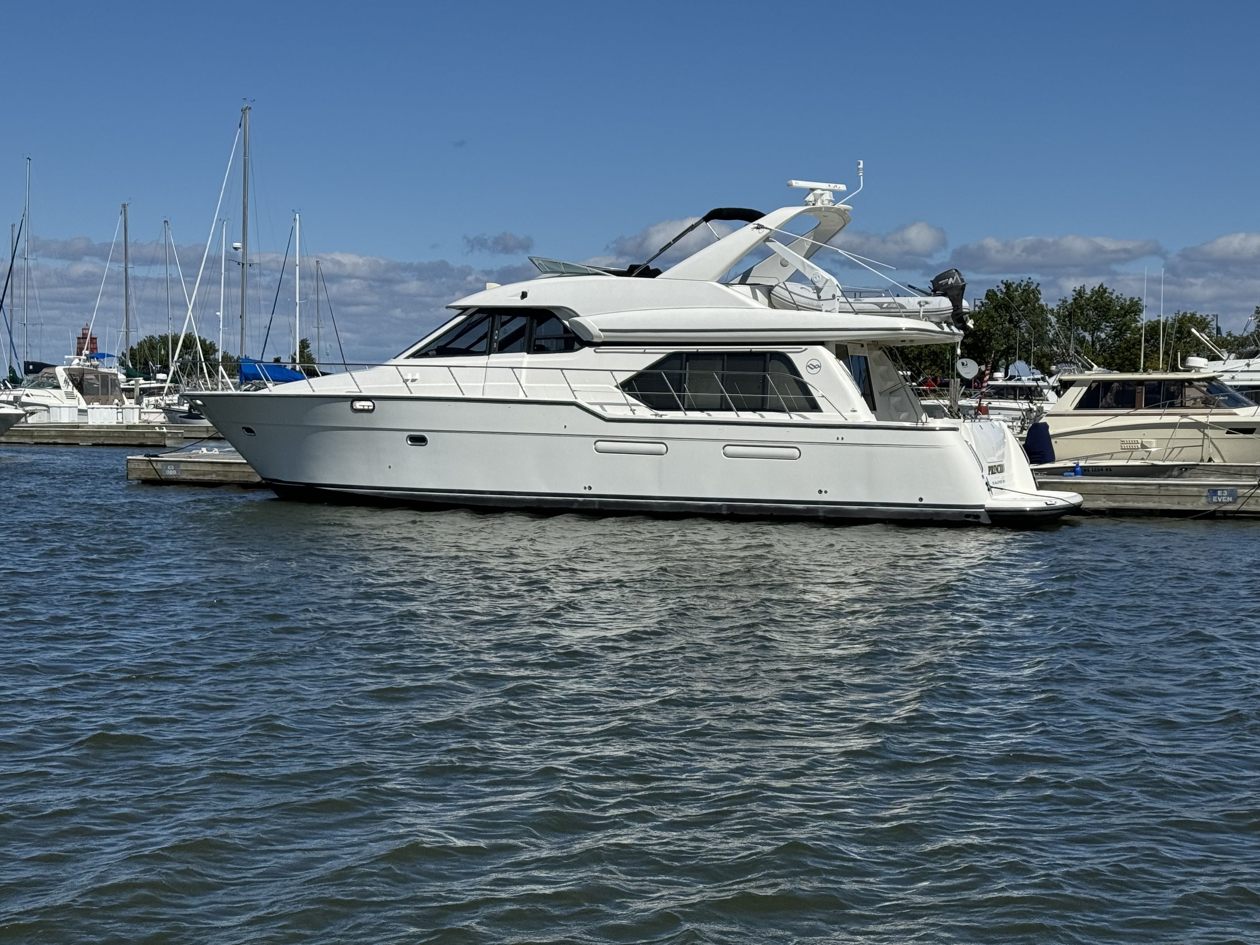 2000 Bayliner 5288 PILOTHOUSE MOTORHOUSE Image Thumbnail #1