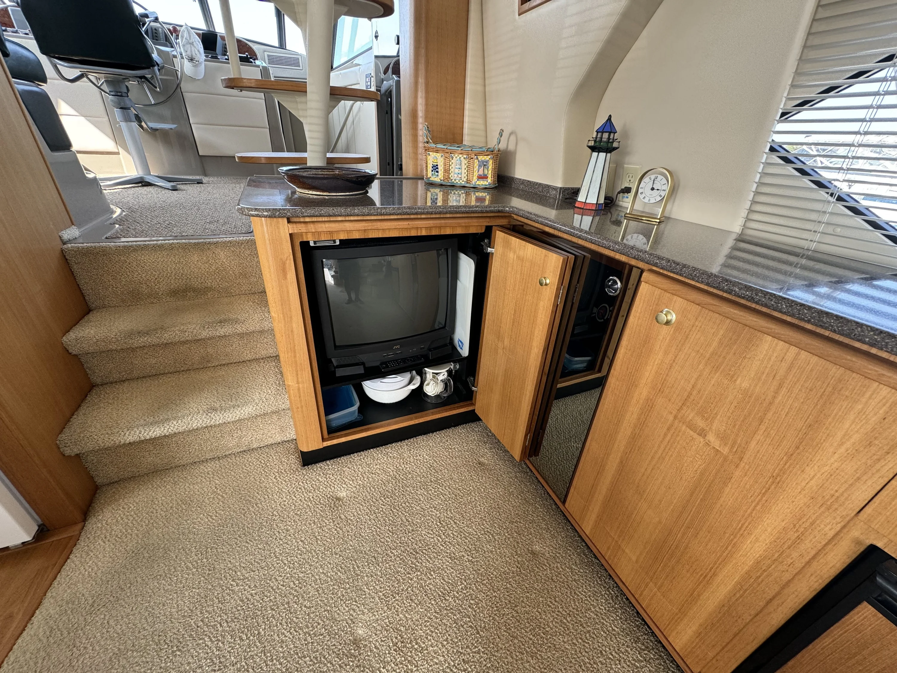 2000 Bayliner 5288 PILOTHOUSE MOTORHOUSE Image Thumbnail #24