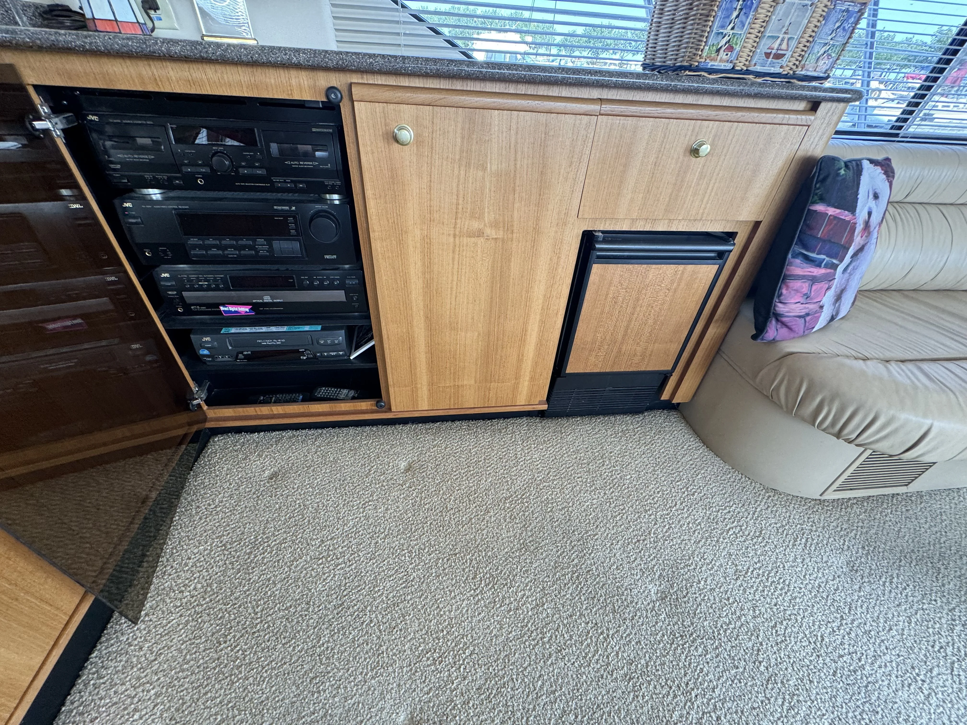 2000 Bayliner 5288 PILOTHOUSE MOTORHOUSE Image Thumbnail #25