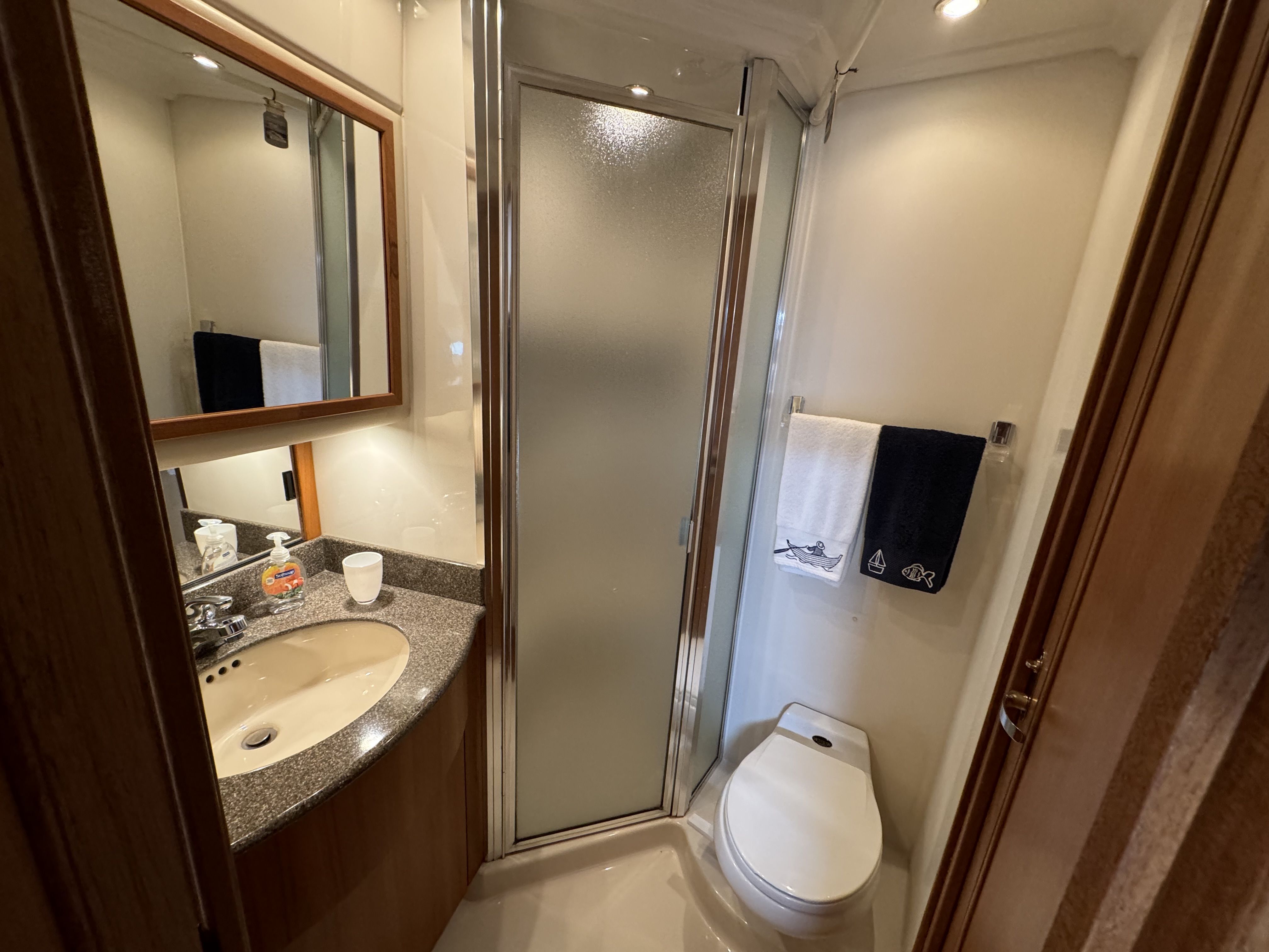 2000 Bayliner 5288 PILOTHOUSE MOTORHOUSE Image Thumbnail #37