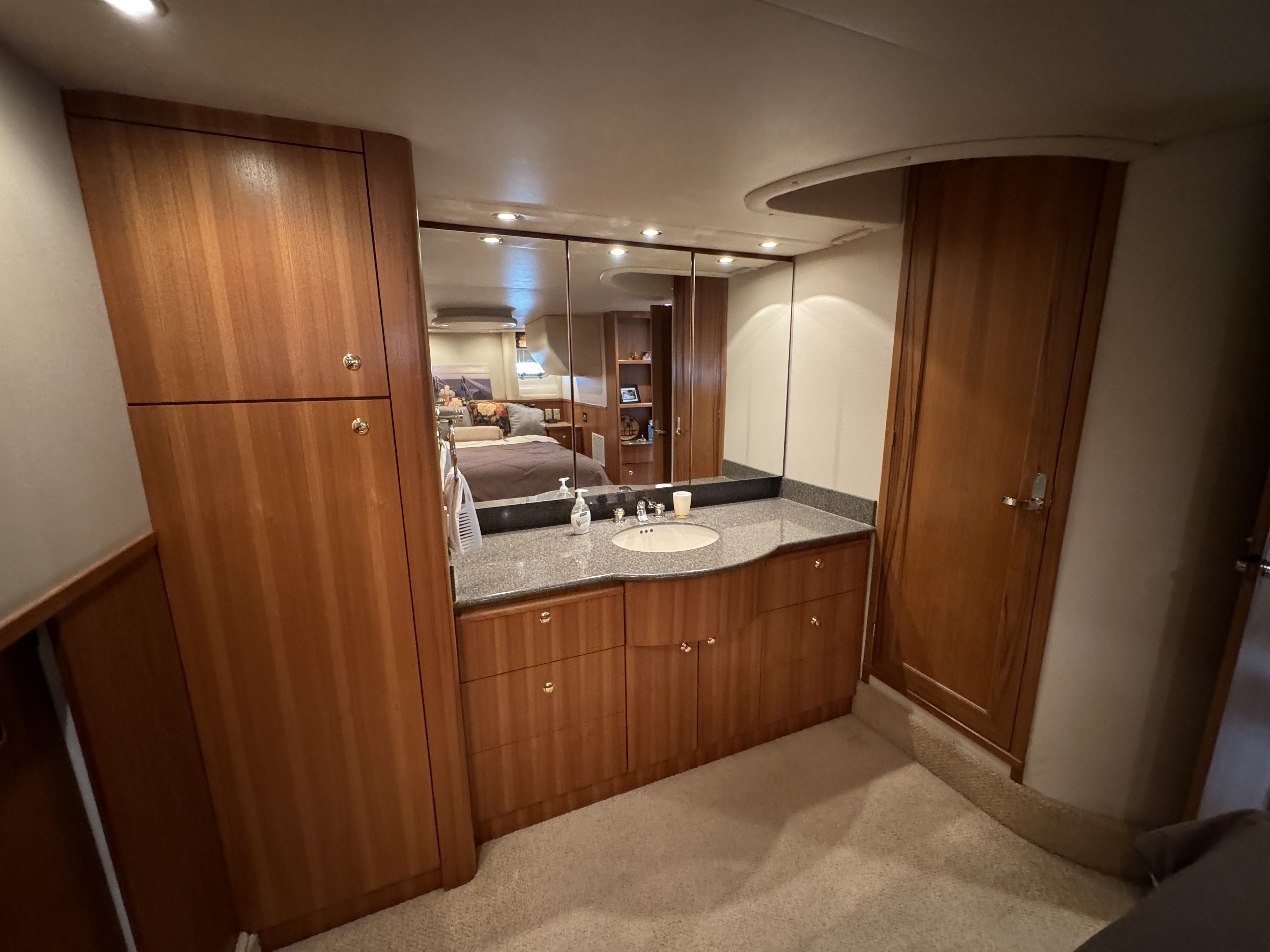 2000 Bayliner 5288 PILOTHOUSE MOTORHOUSE Image Thumbnail #43