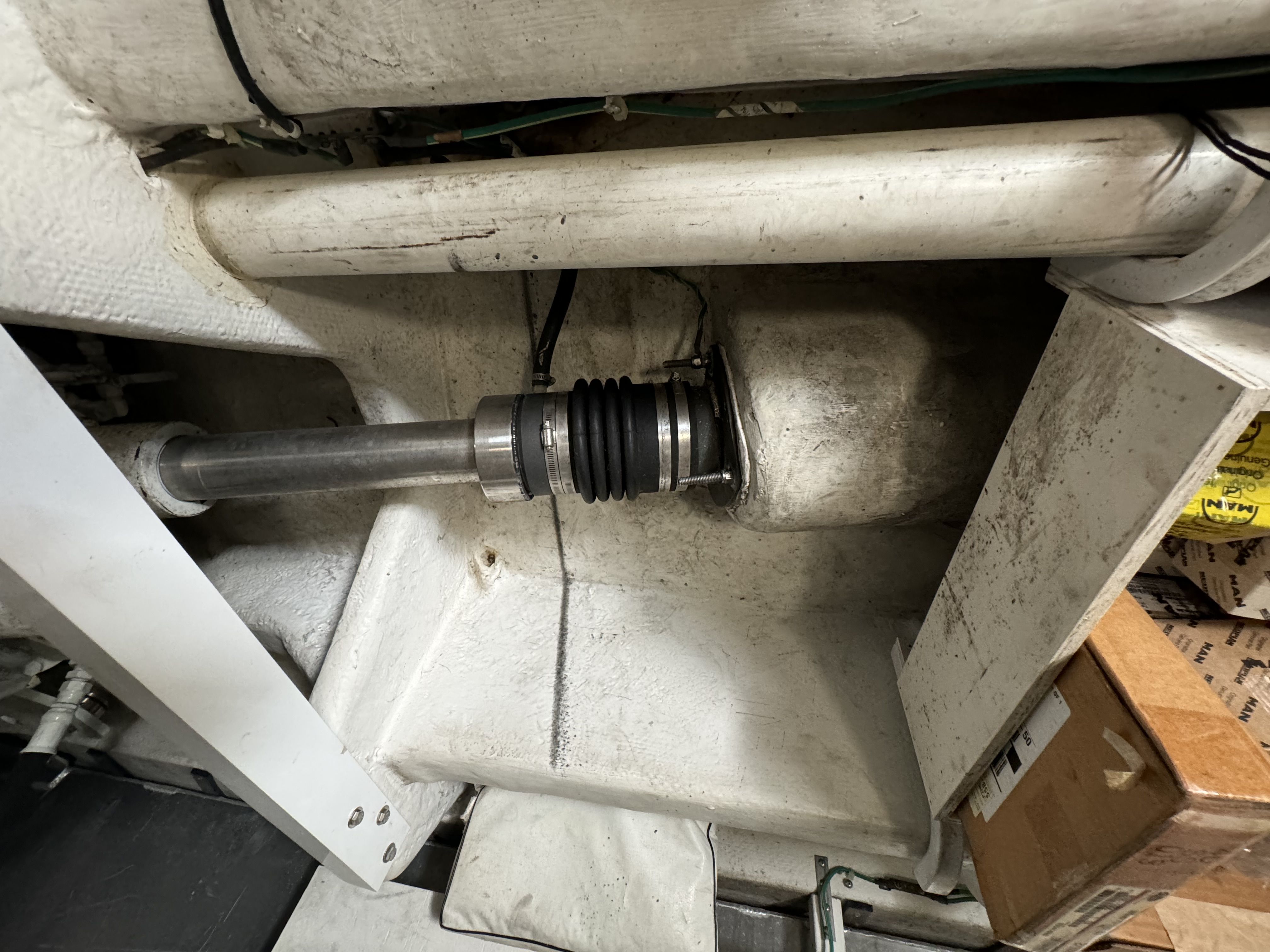 2000 Bayliner 5288 PILOTHOUSE MOTORHOUSE Image Thumbnail #46