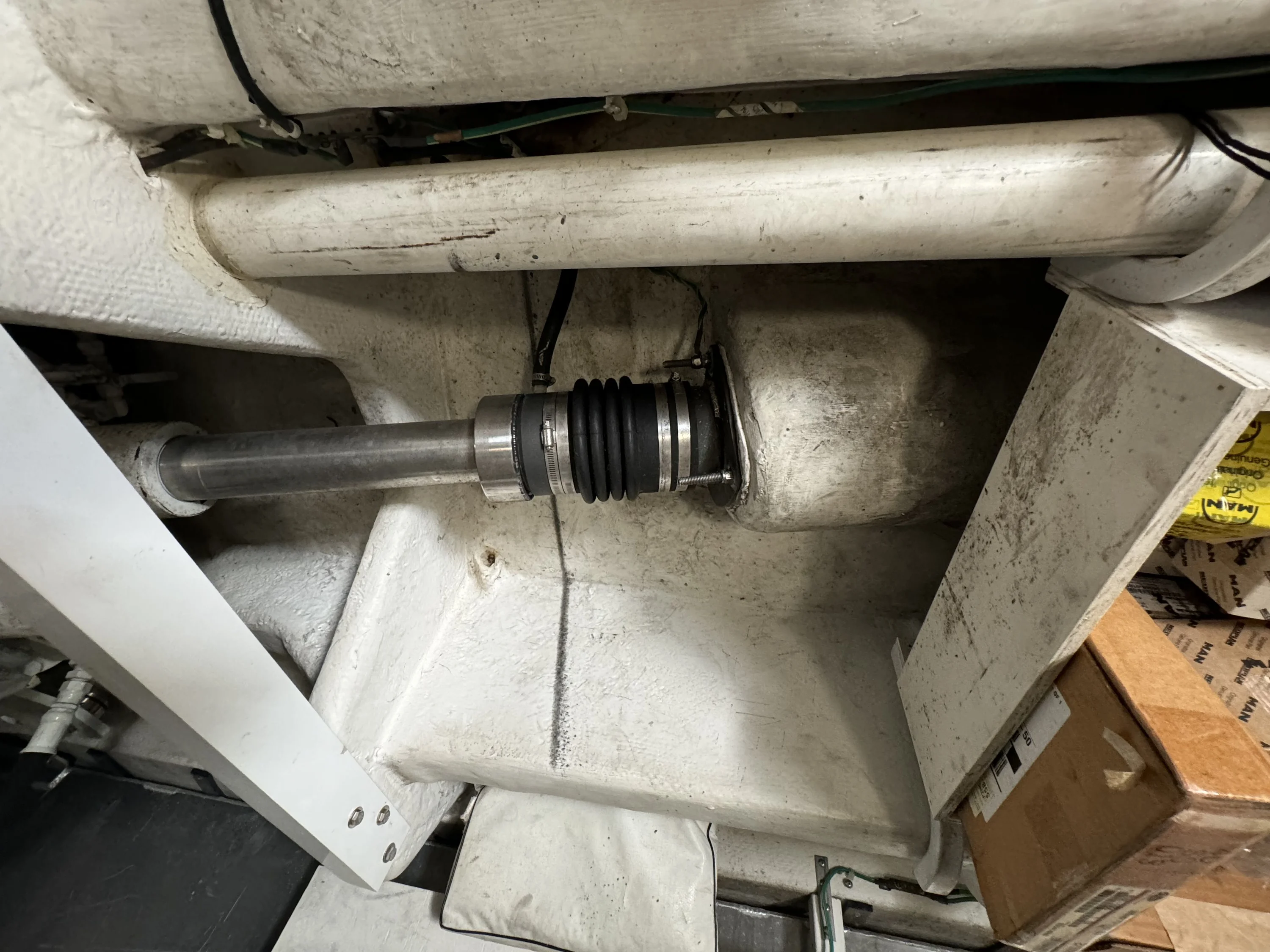 2000 Bayliner 5288 PILOTHOUSE MOTORHOUSE Image Thumbnail #46