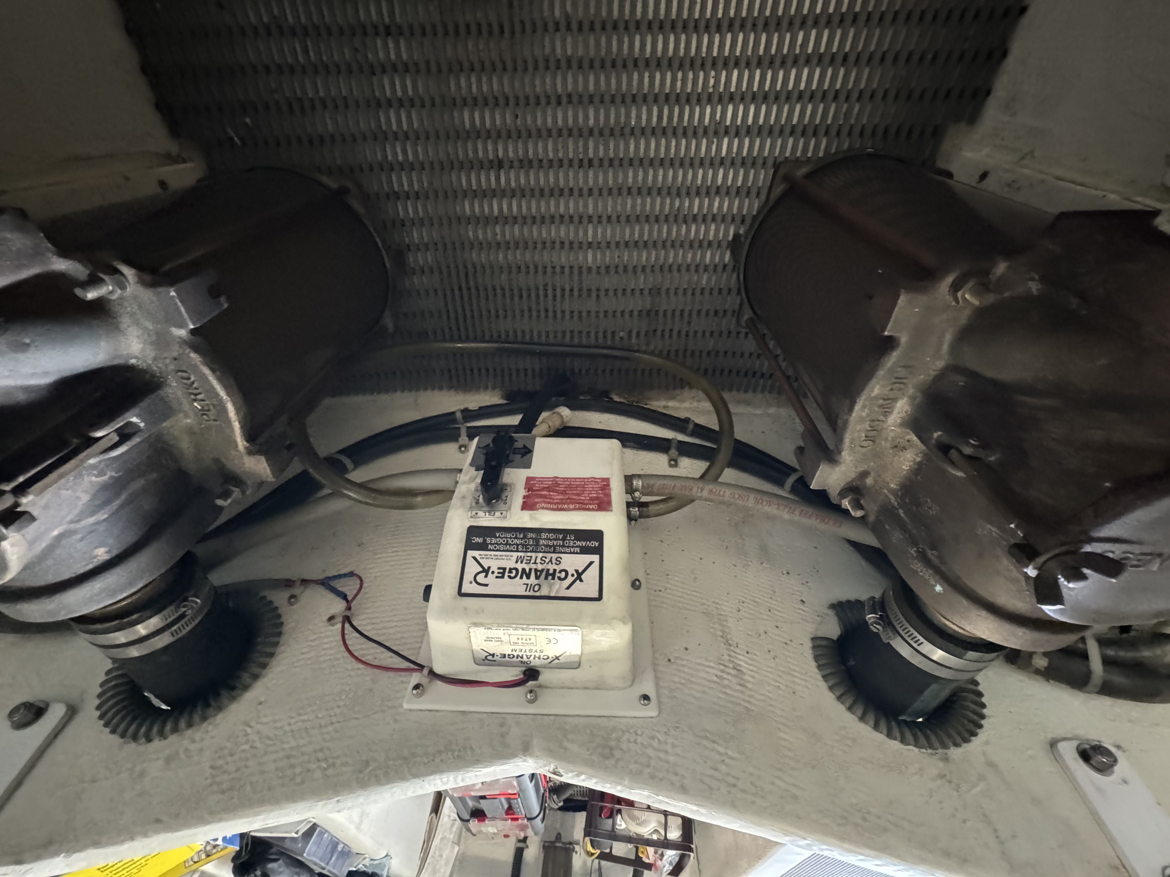 2000 Bayliner 5288 PILOTHOUSE MOTORHOUSE Image Thumbnail #49