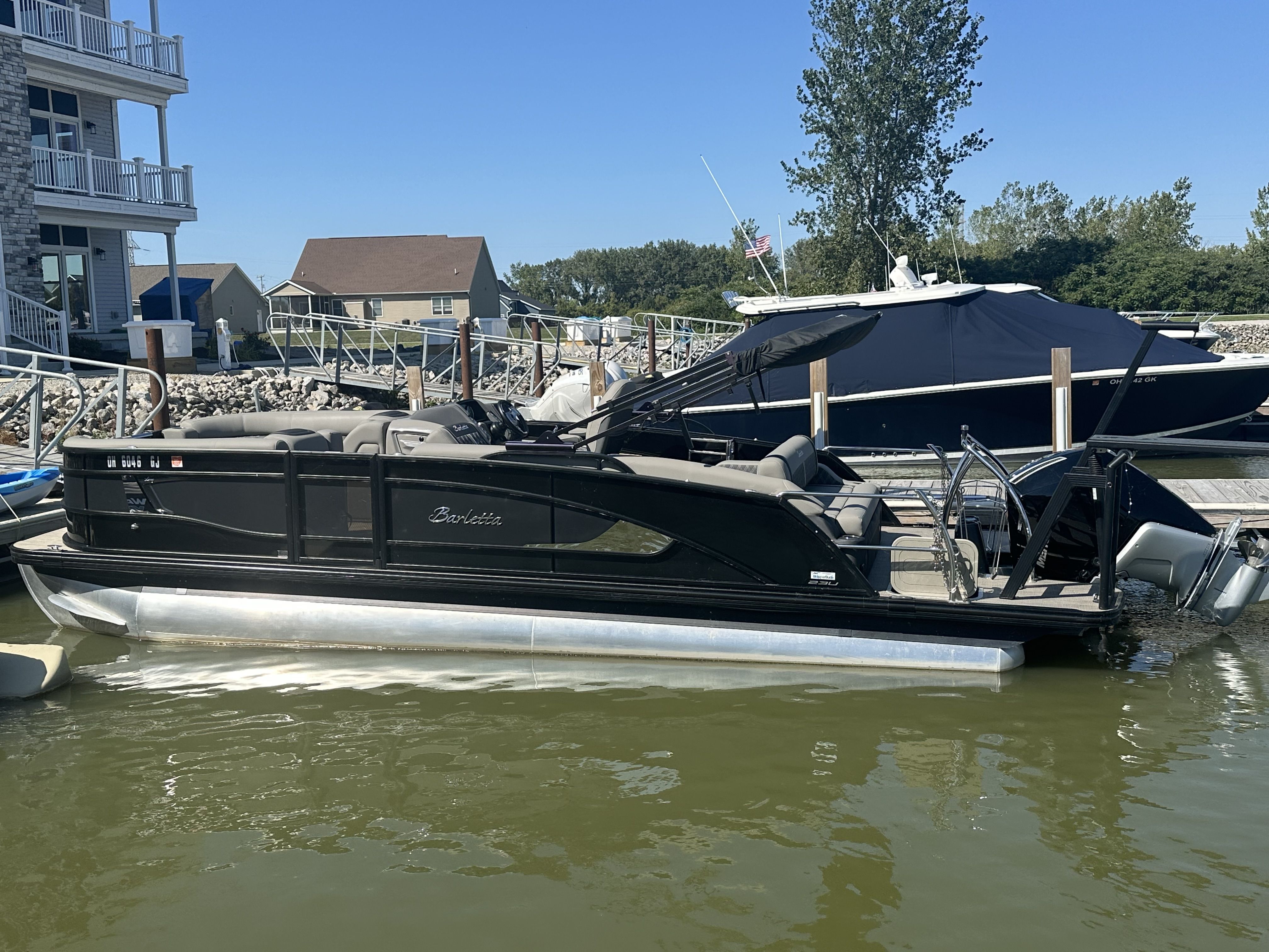 2023 Barletta
                                                             L23UTT Image Thumbnail #1