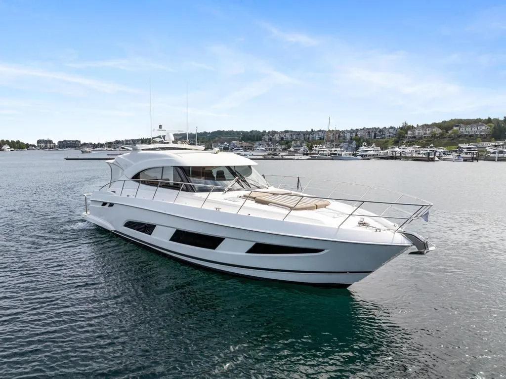 2018 Riviera 4800SY Image Thumbnail #3
