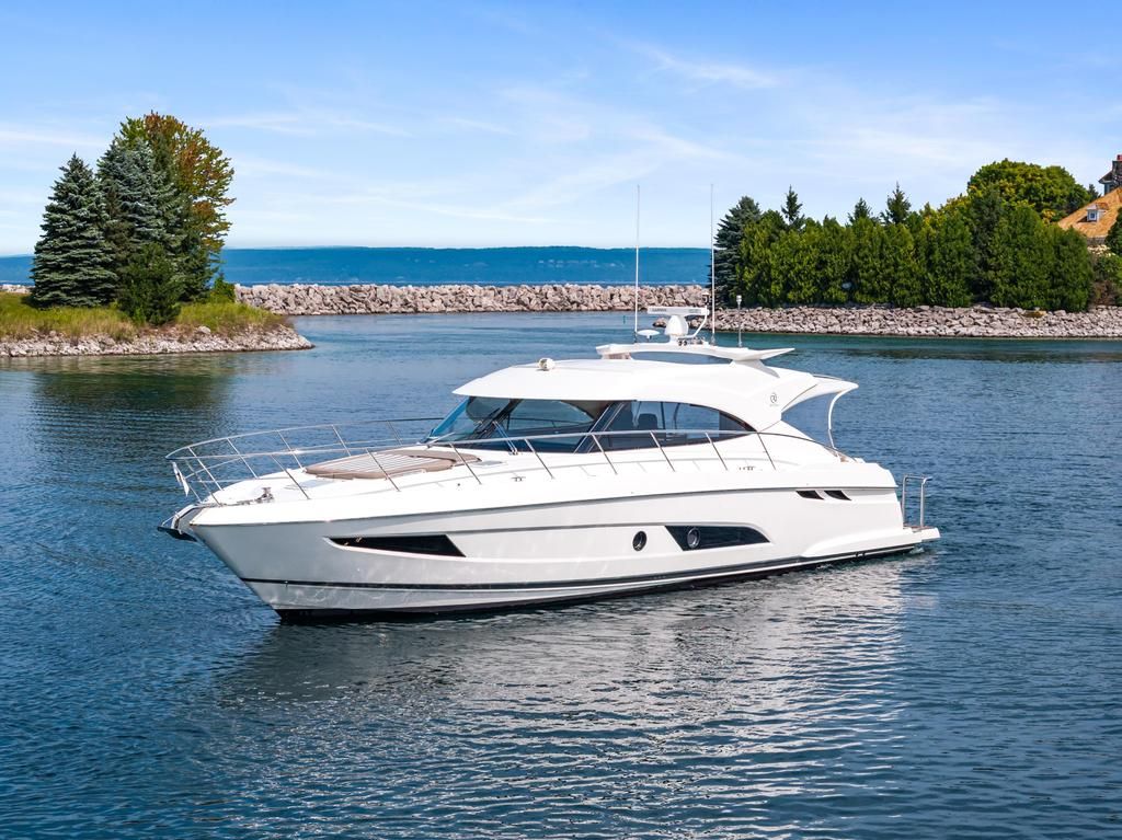 2018 Riviera
                                                             4800SY Image Thumbnail #5