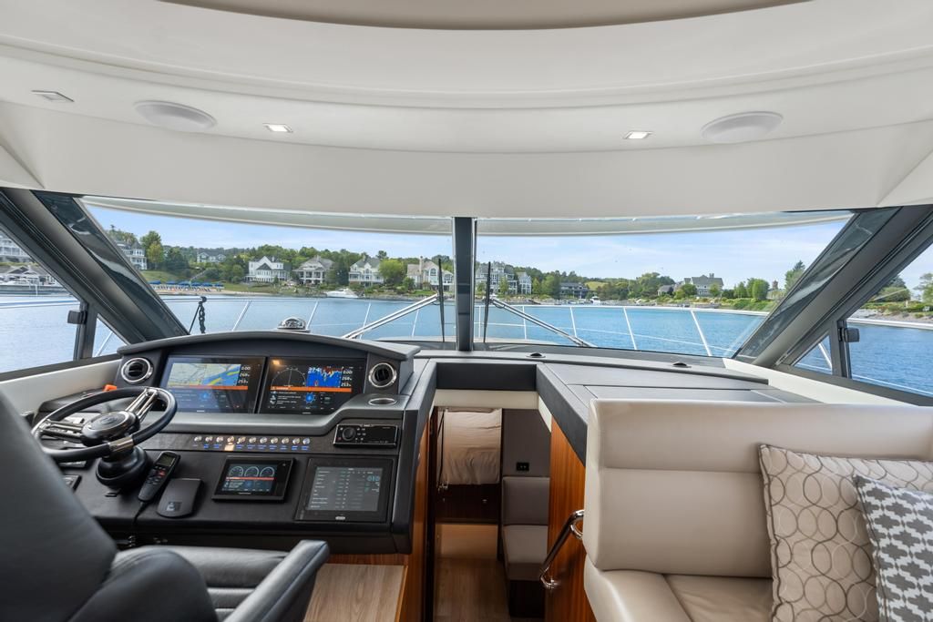 2018 Riviera
                                                             4800SY Image Thumbnail #27